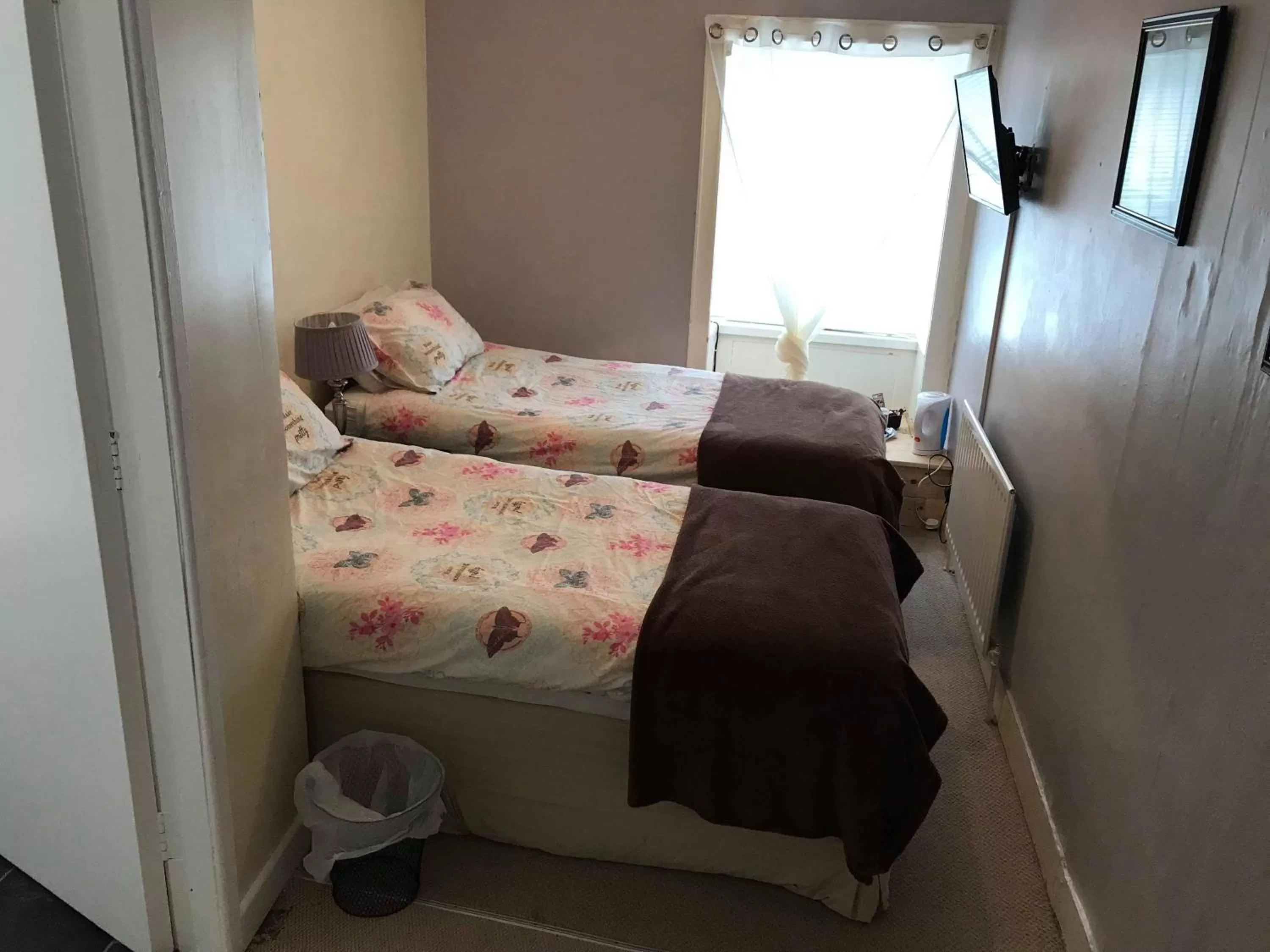 Bed in Anglesey Arms