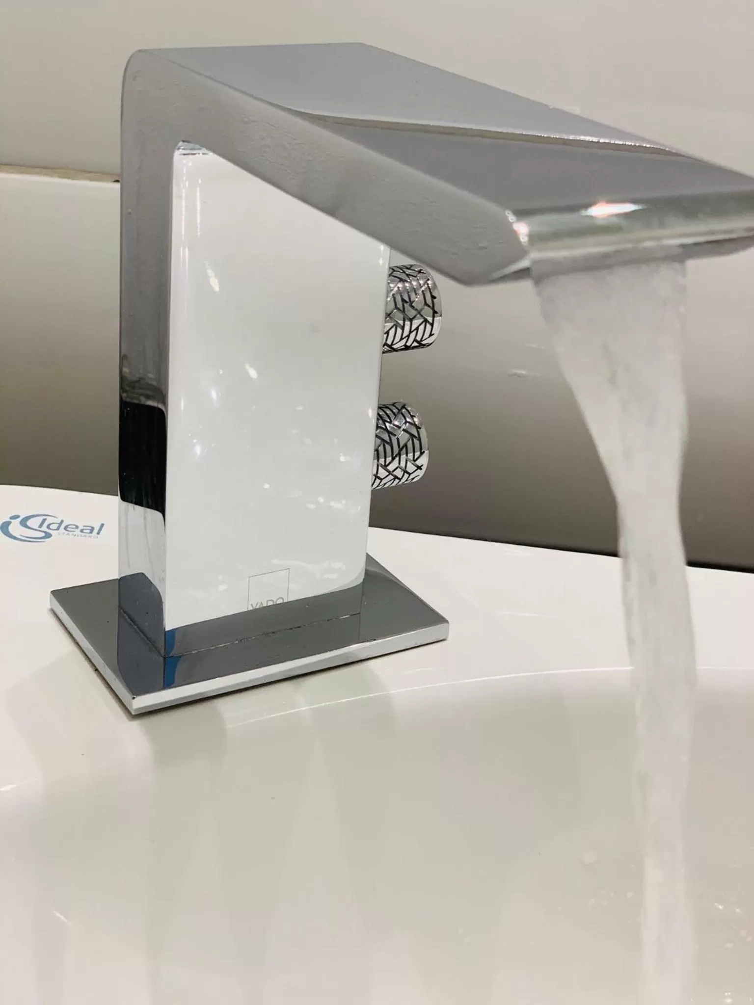 Shower in Ferndale Mews