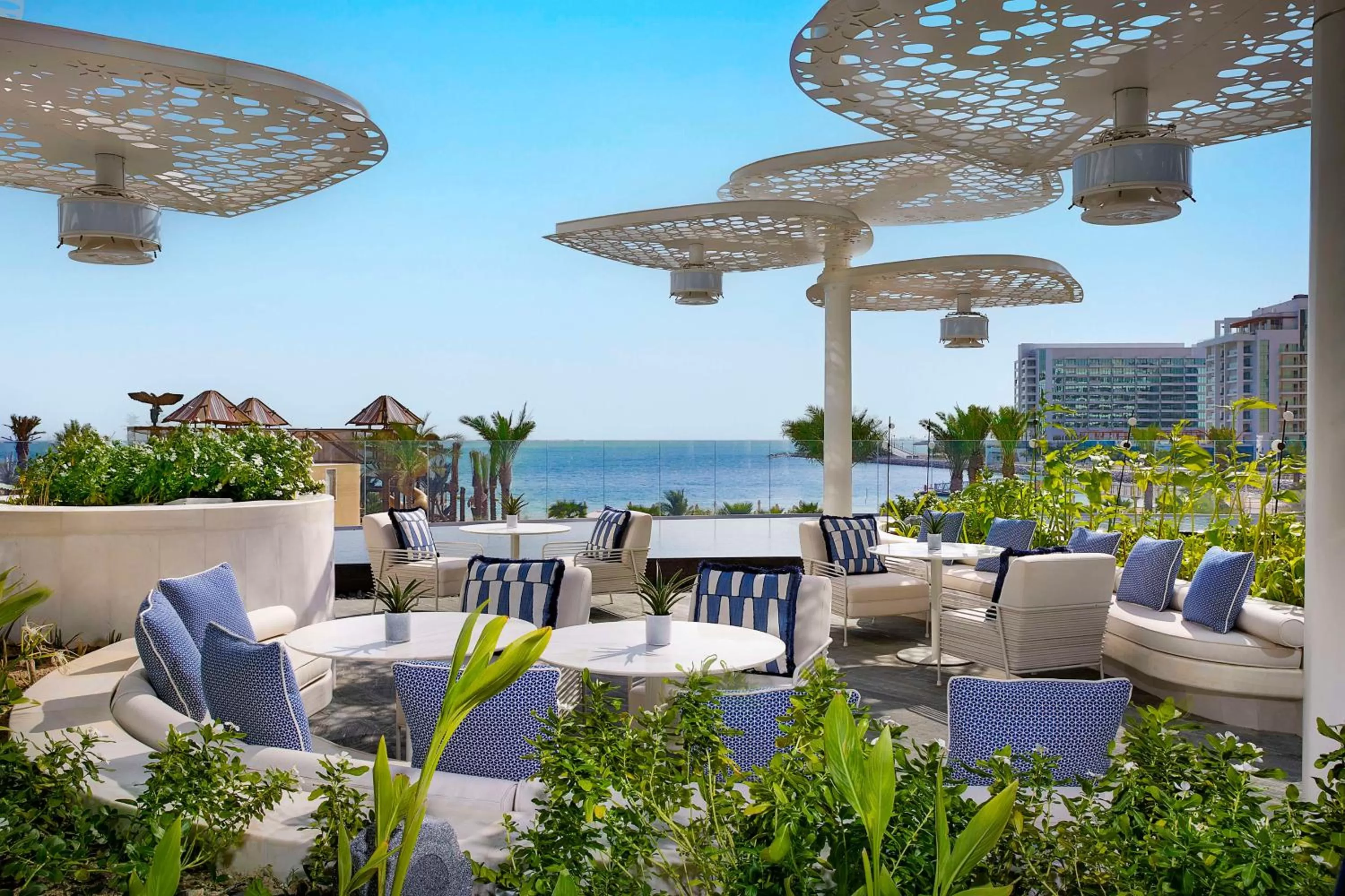 Restaurant/places to eat in Waldorf Astoria Doha Lusail