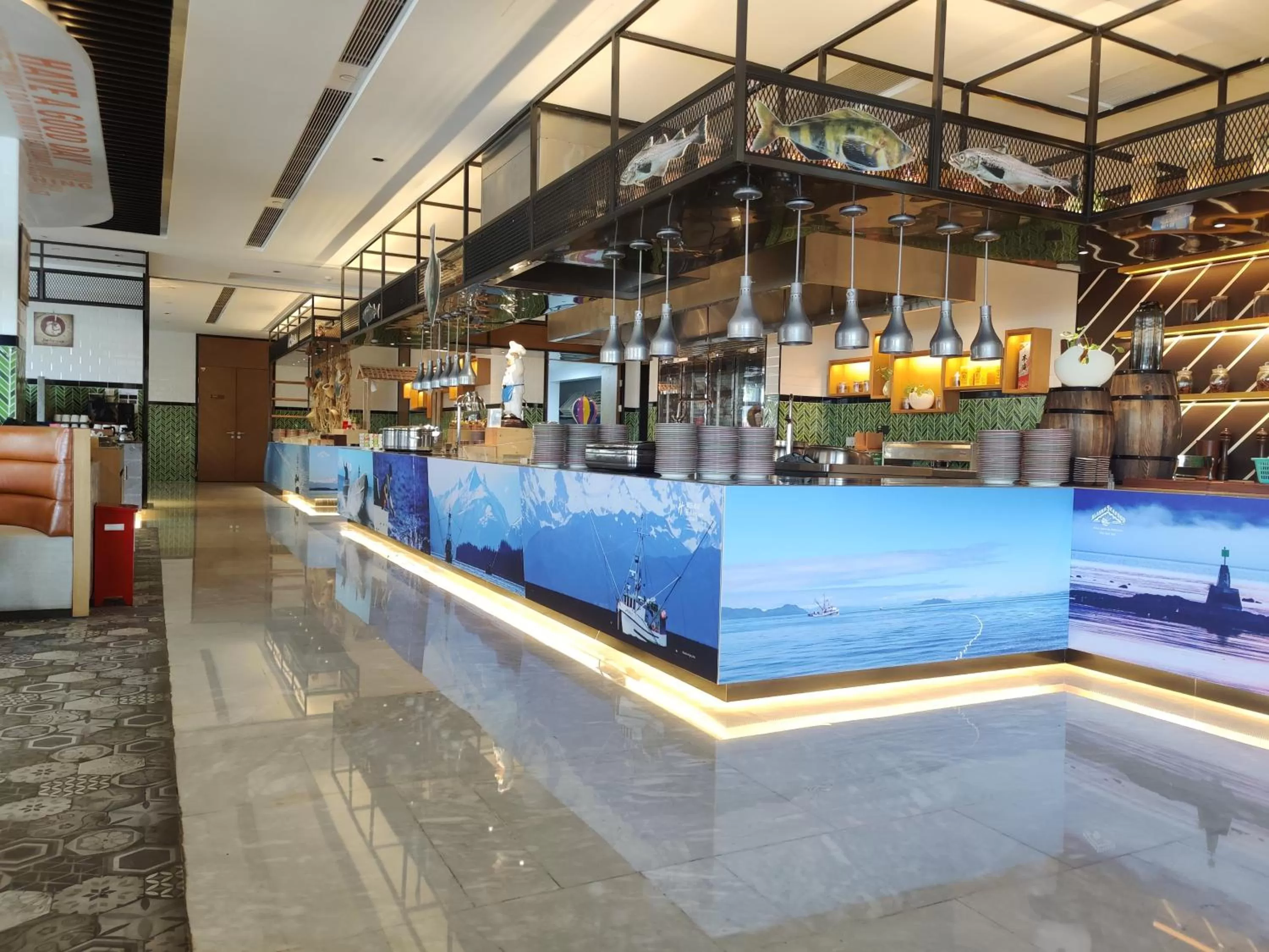 Restaurant/places to eat in Holiday Inn Guangzhou South Lake-an lHG Hotel