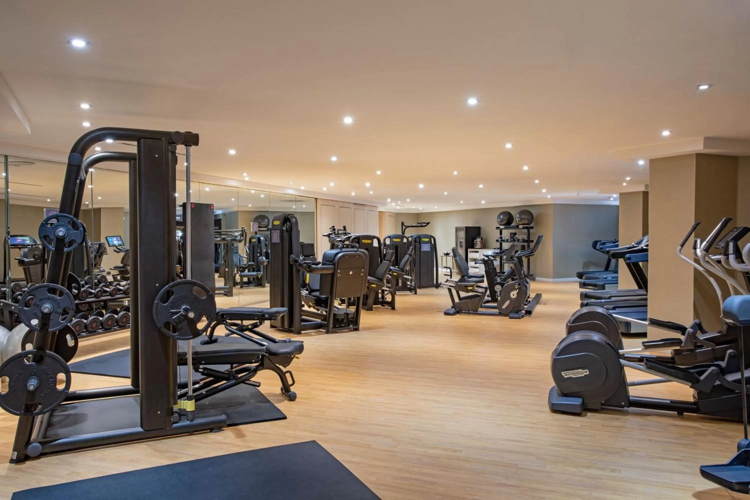 Fitness centre/facilities in The St. Regis Bal Harbour Resort