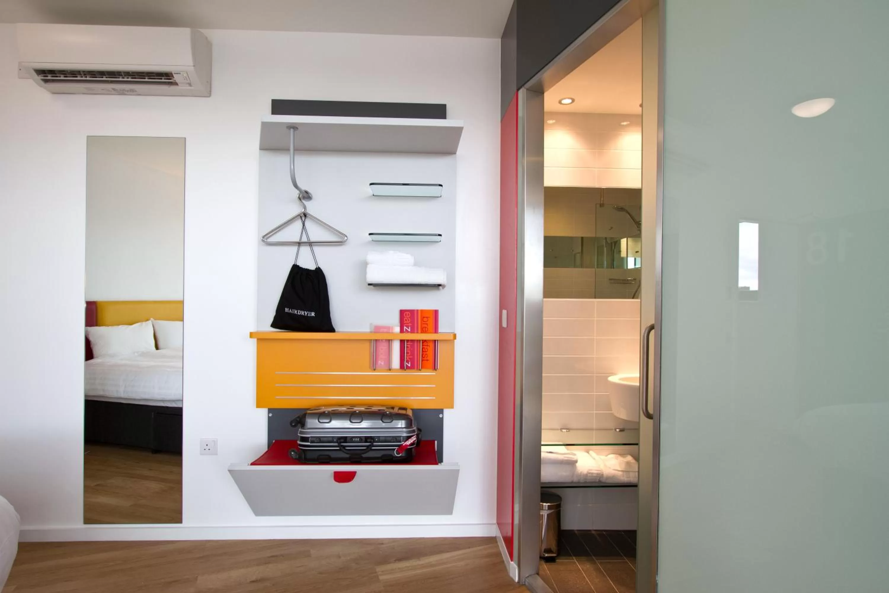 Photo of the whole room in Sleeperz Hotel Newcastle