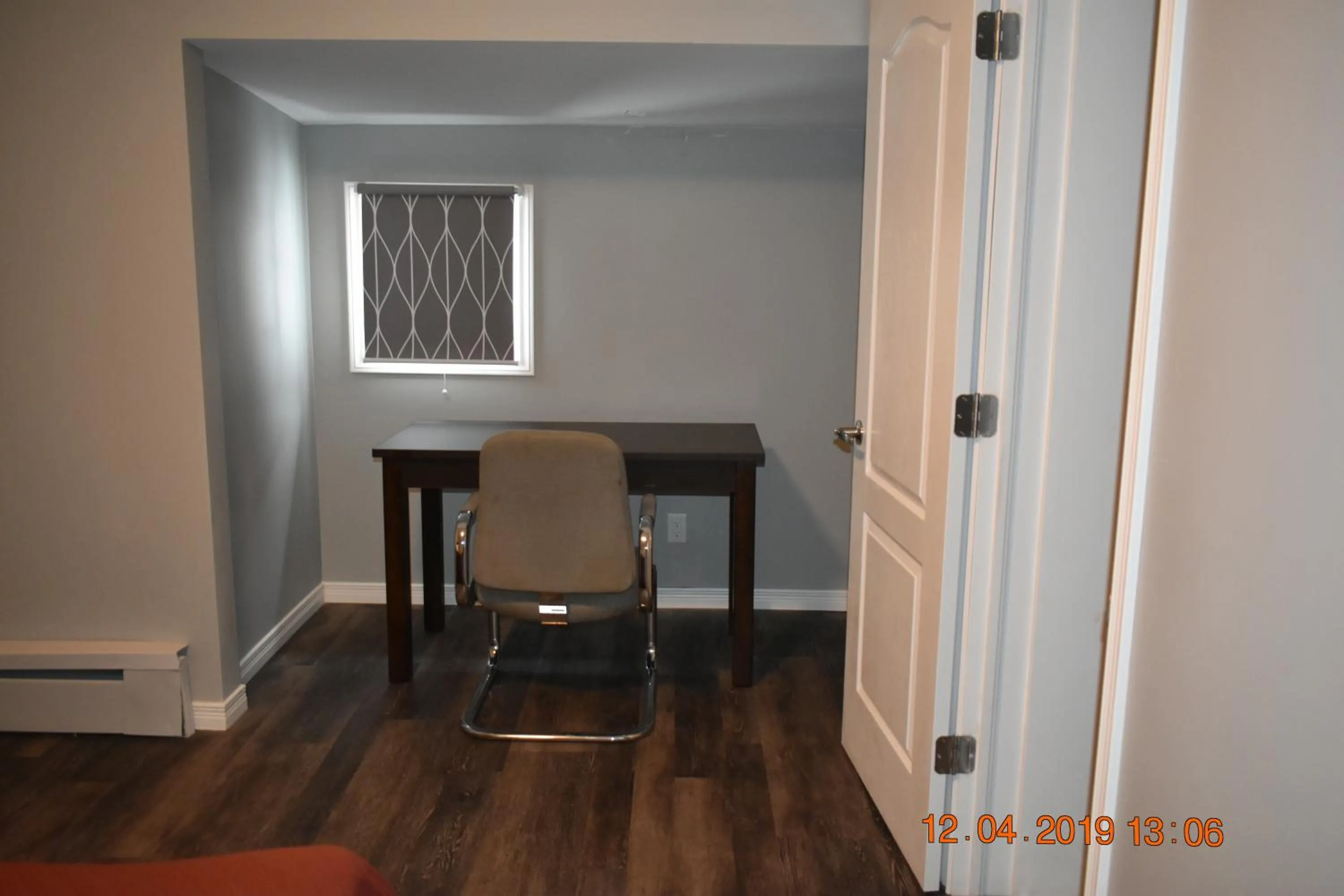 hair dresser in Time Travellers Motel