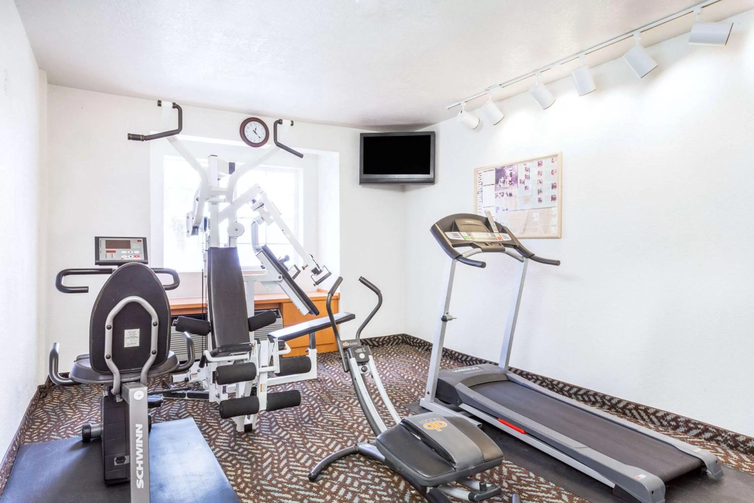 Fitness centre/facilities in Microtel Inn & Suites by Wyndham Salt Lake City Airport
