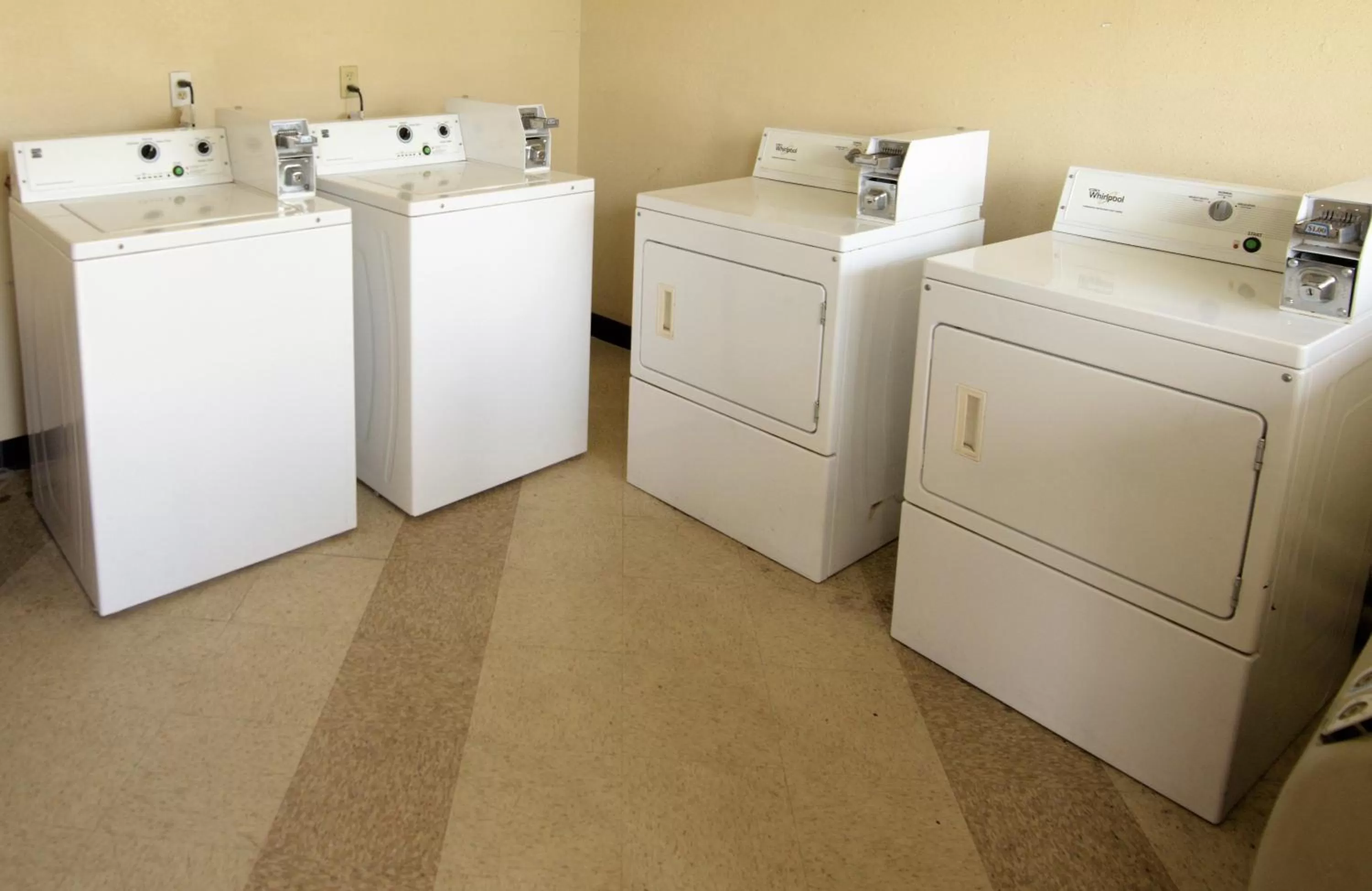 laundry in Red Roof Inn Lafayette, LA