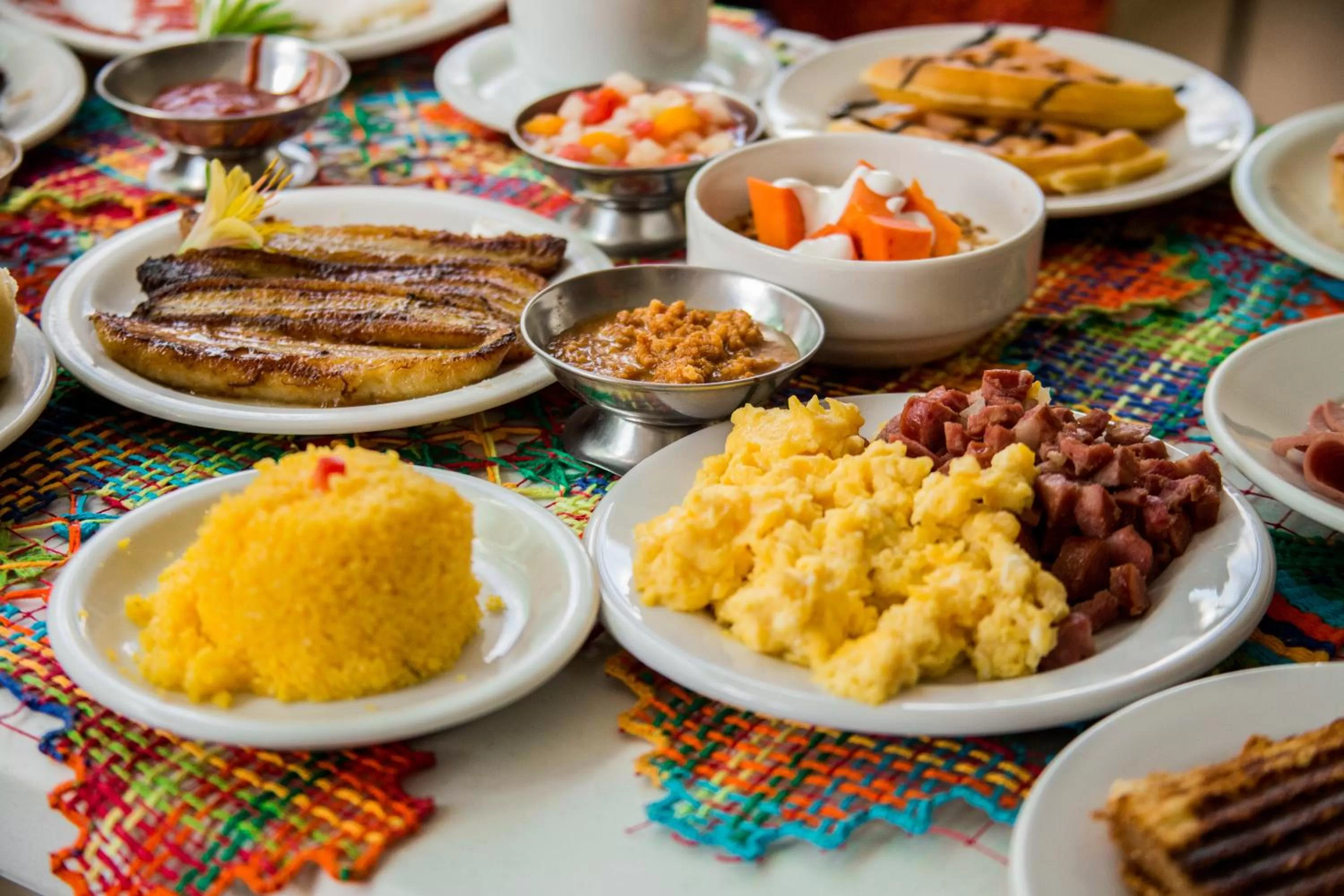 Buffet breakfast in Vistamar Hotel