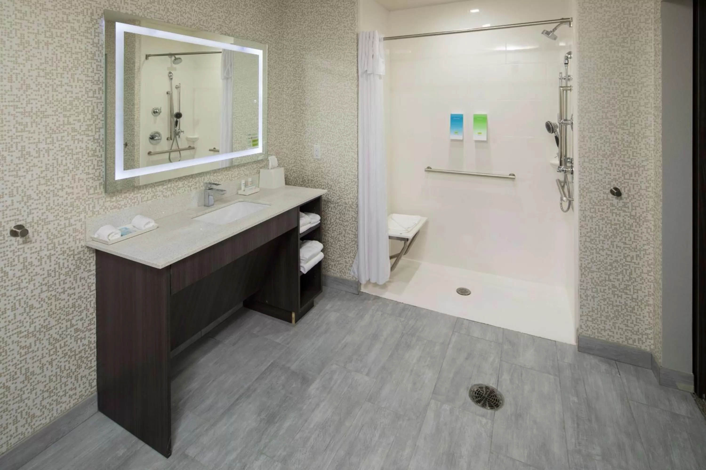 Bathroom in Home2 Suites by Hilton Owasso