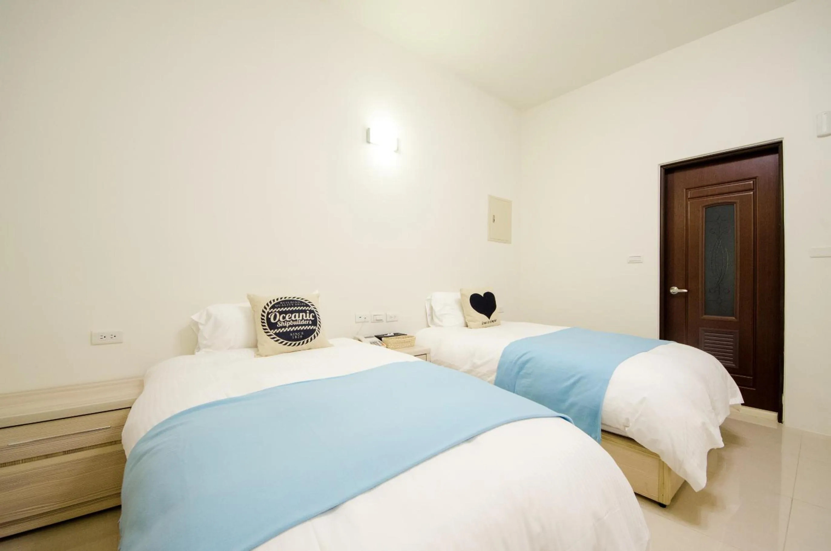 bunk bed, Bed in Successful 168 B&B