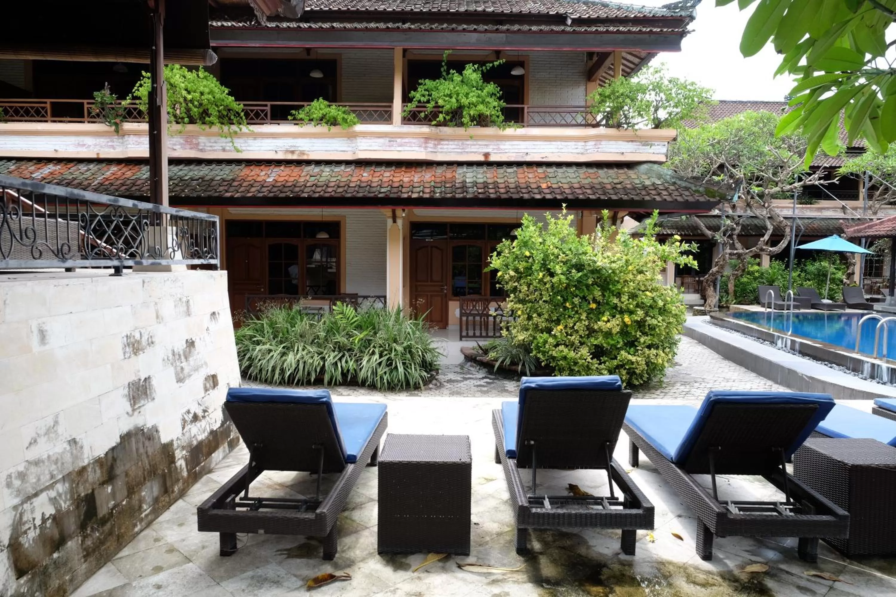 Patio in Fat Yogi Cottages