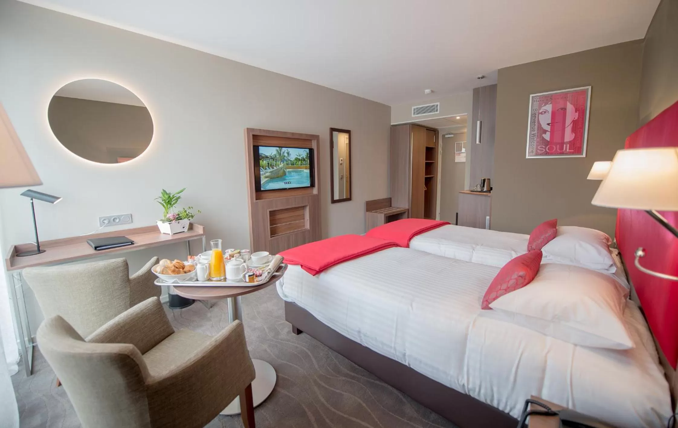 Bed in Hotel Lou Castelet