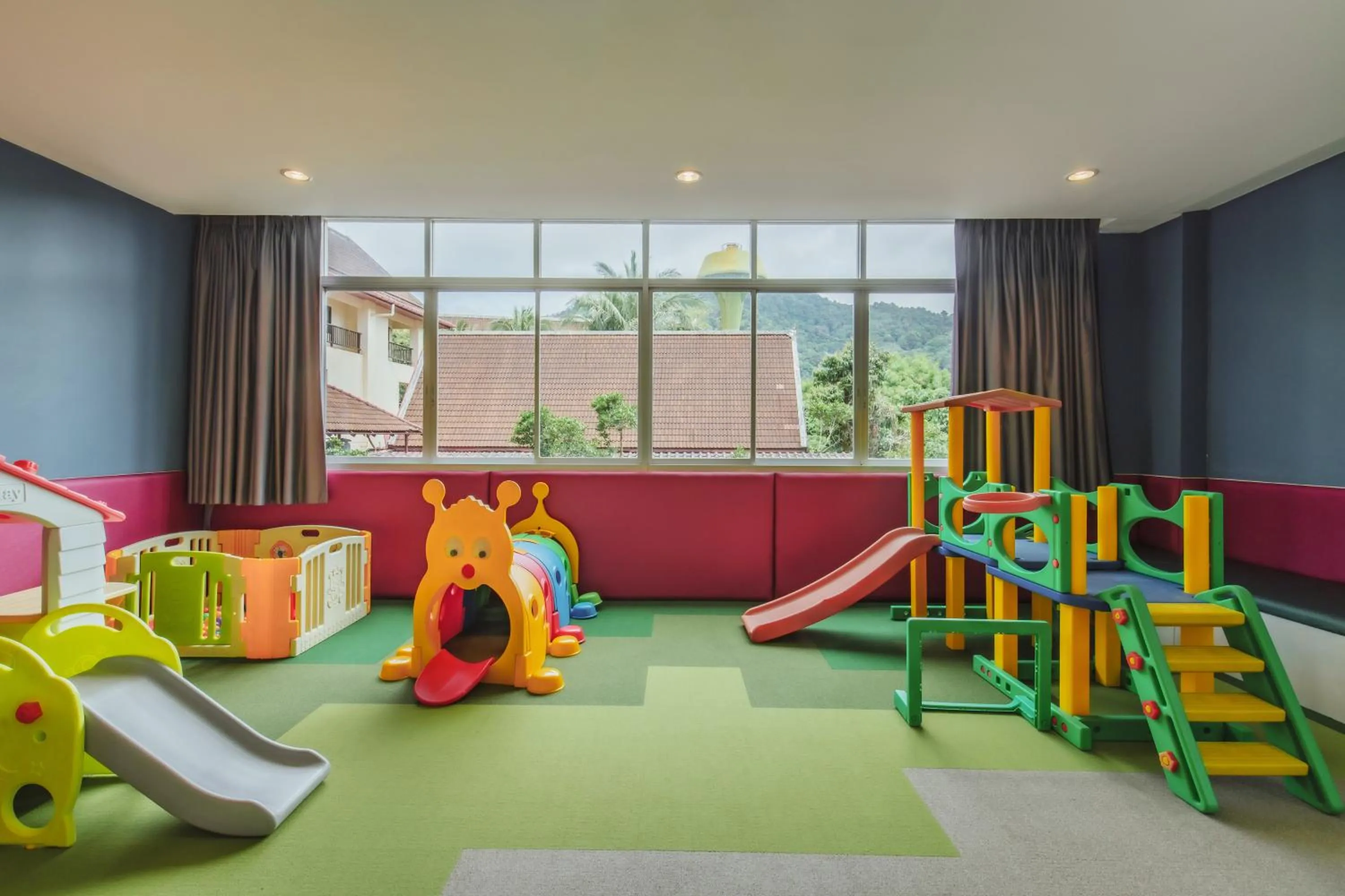 Kids's club in Elite Suites Patong