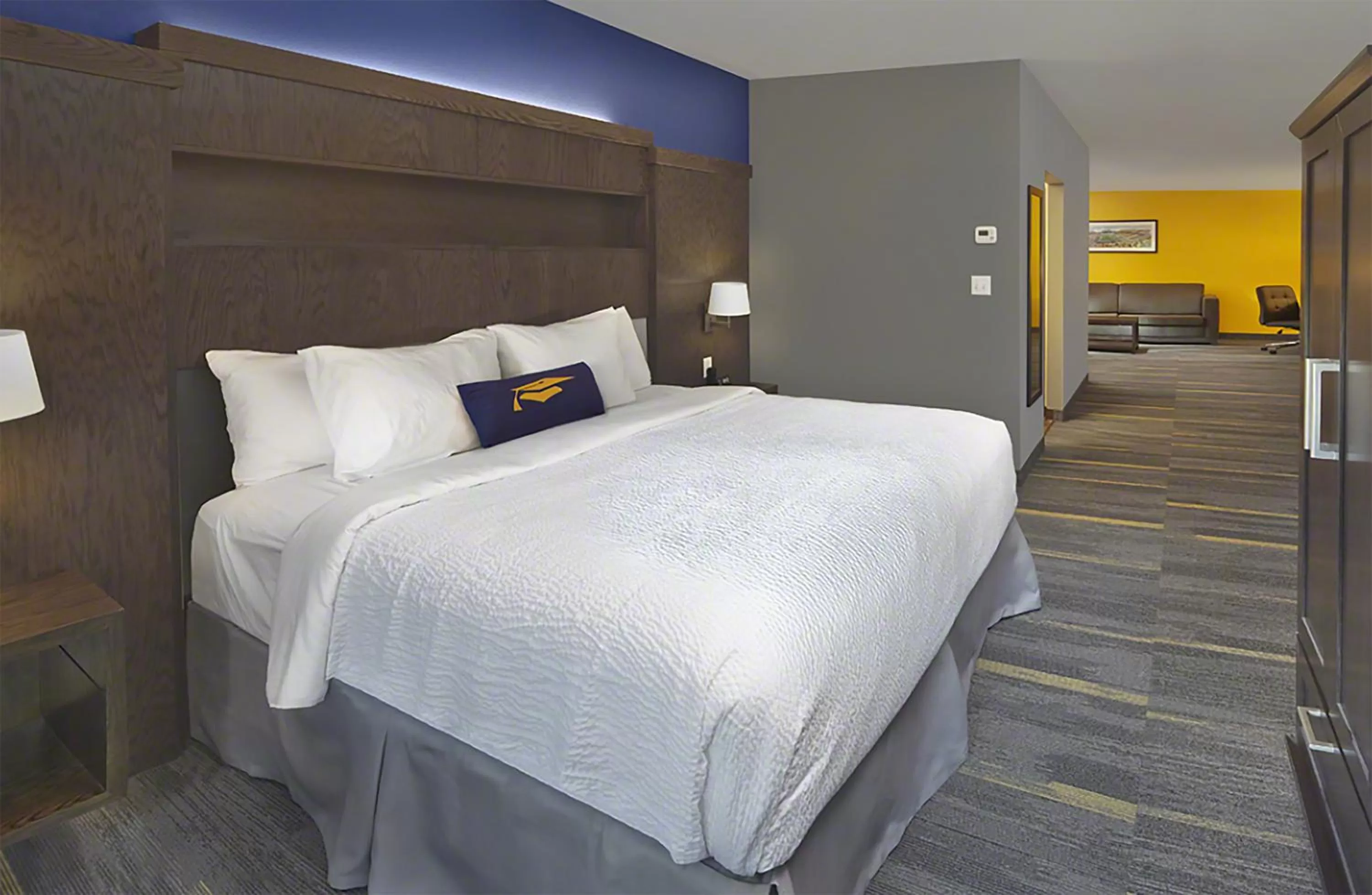 Bedroom, Bed in Scholar Morgantown, Tapestry Collection by Hilton