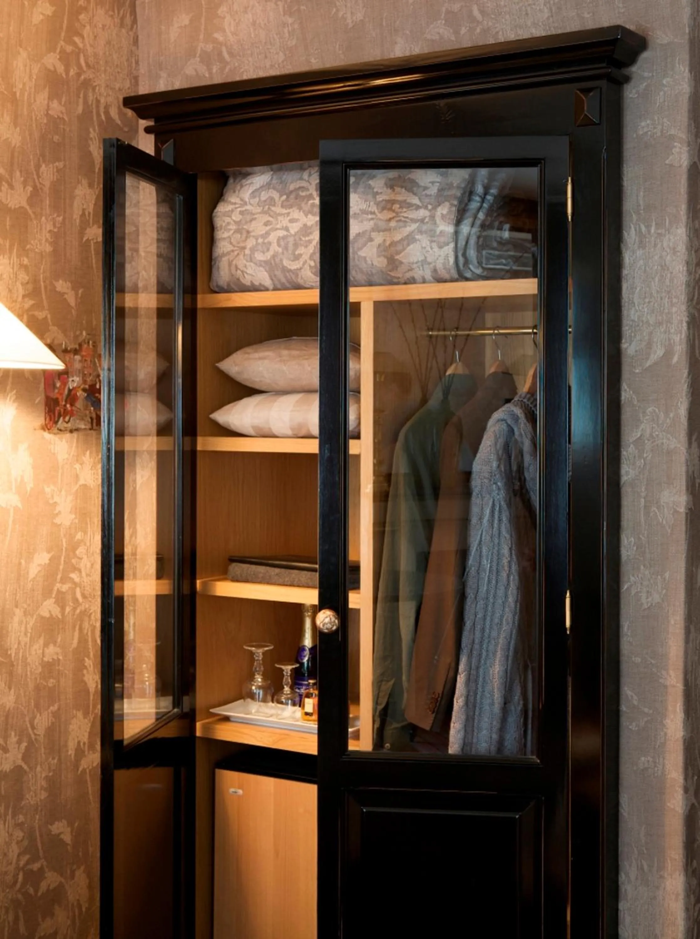 Decorative detail in Hôtel Chateaubriand