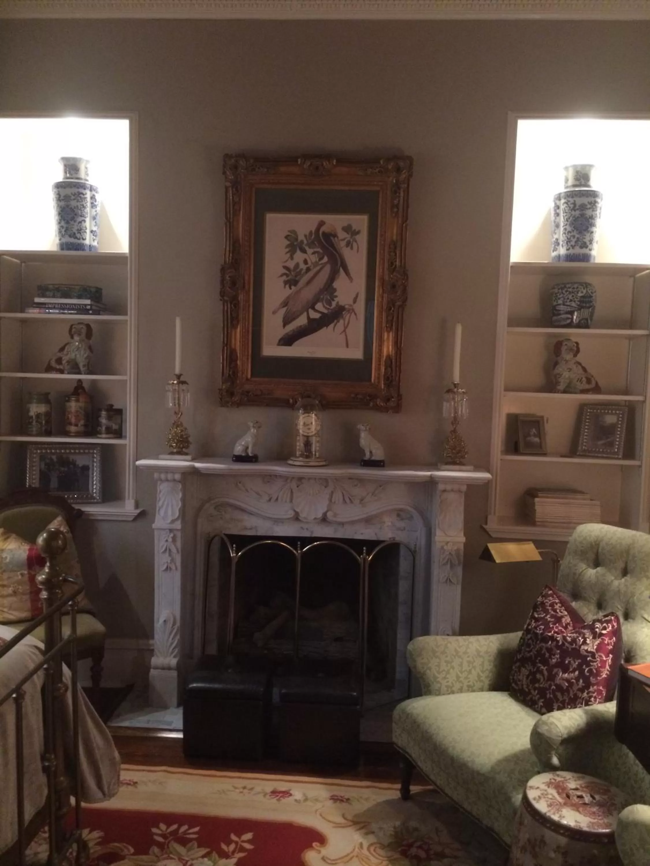 Seating Area in Belle Oaks Inn