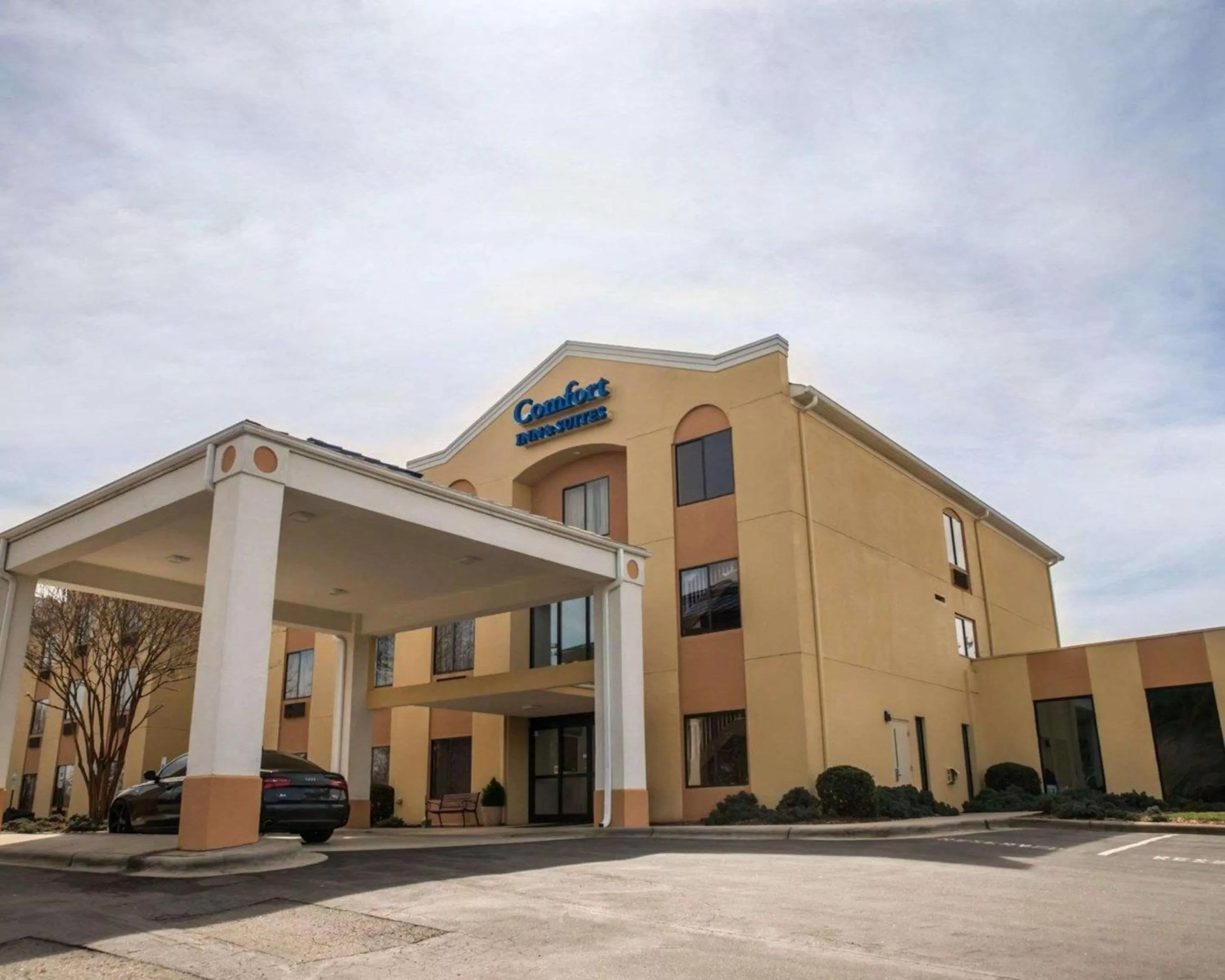 Property building in Comfort Inn & Suites Morganton South