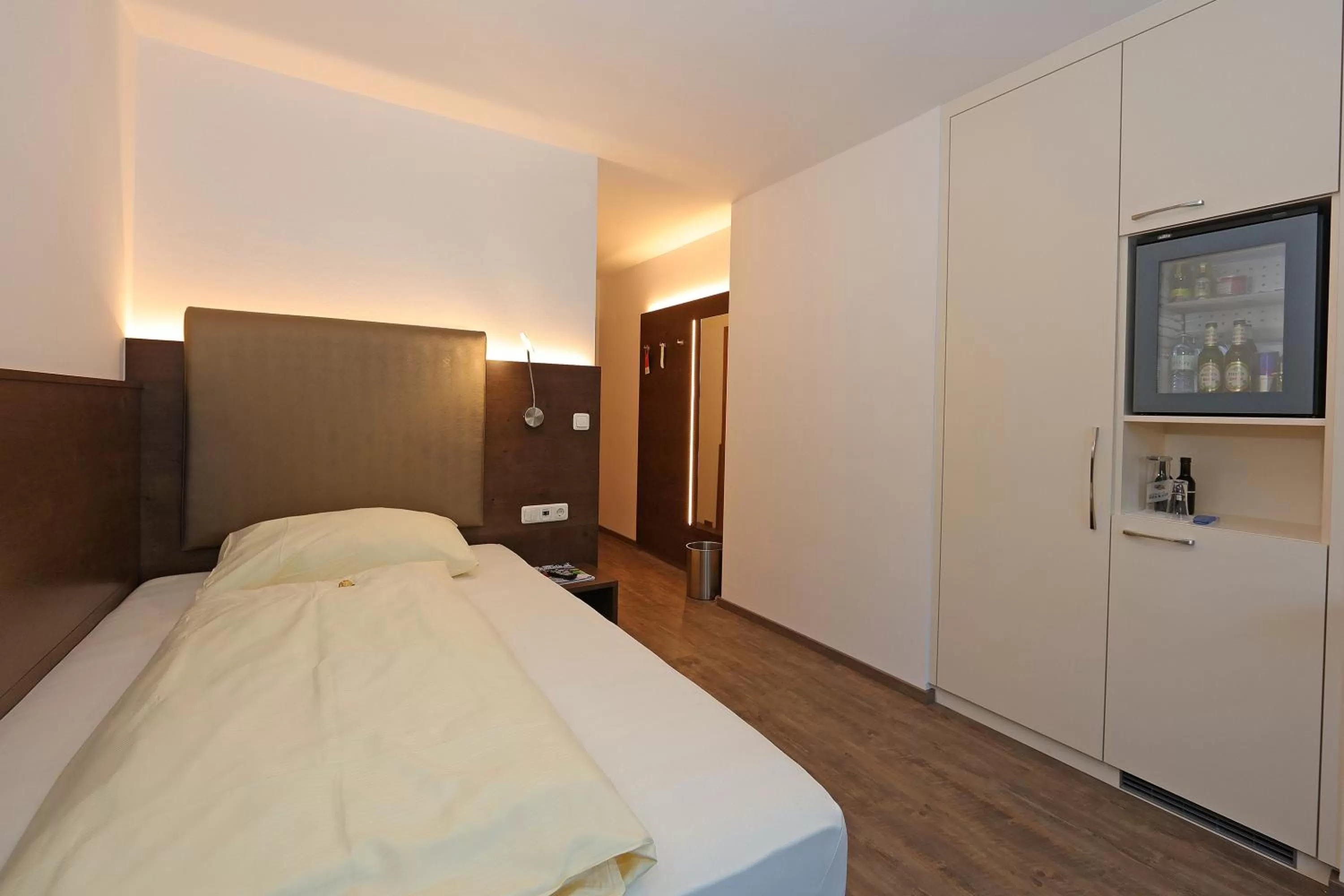 Photo of the whole room, Bed in Der Kaiserhof Ried