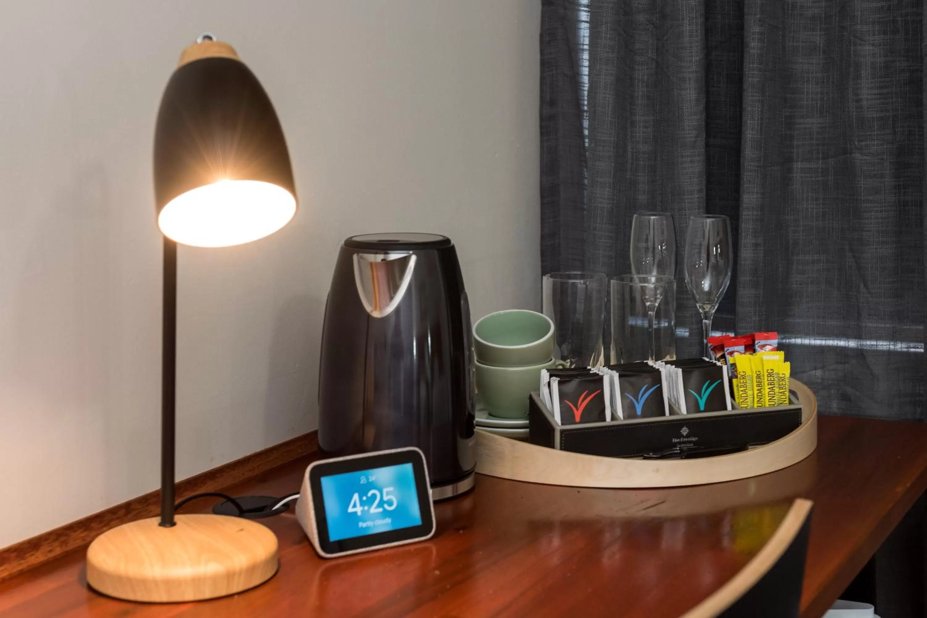 Coffee/tea facilities in Black Sheep Motel Goulburn