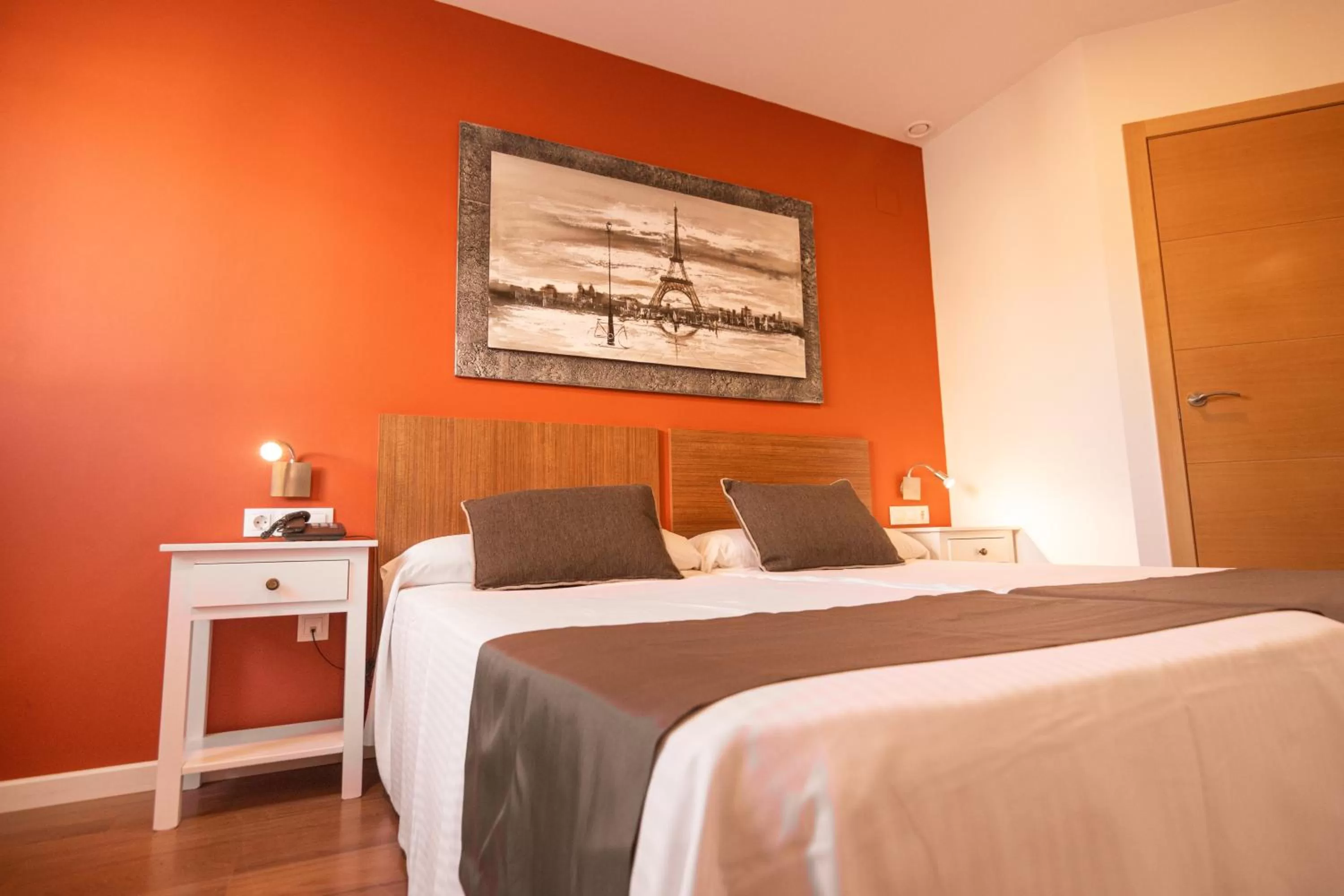 Twin Room in Gce Hoteles