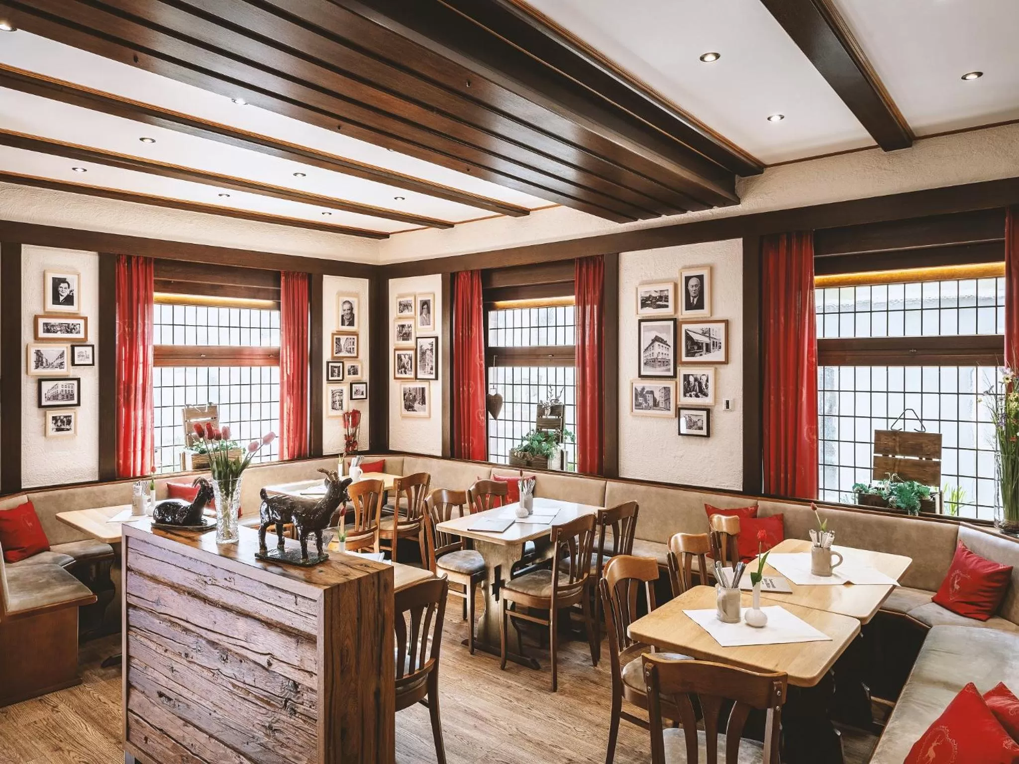 Restaurant/Places to Eat in Hotel Louis Müller