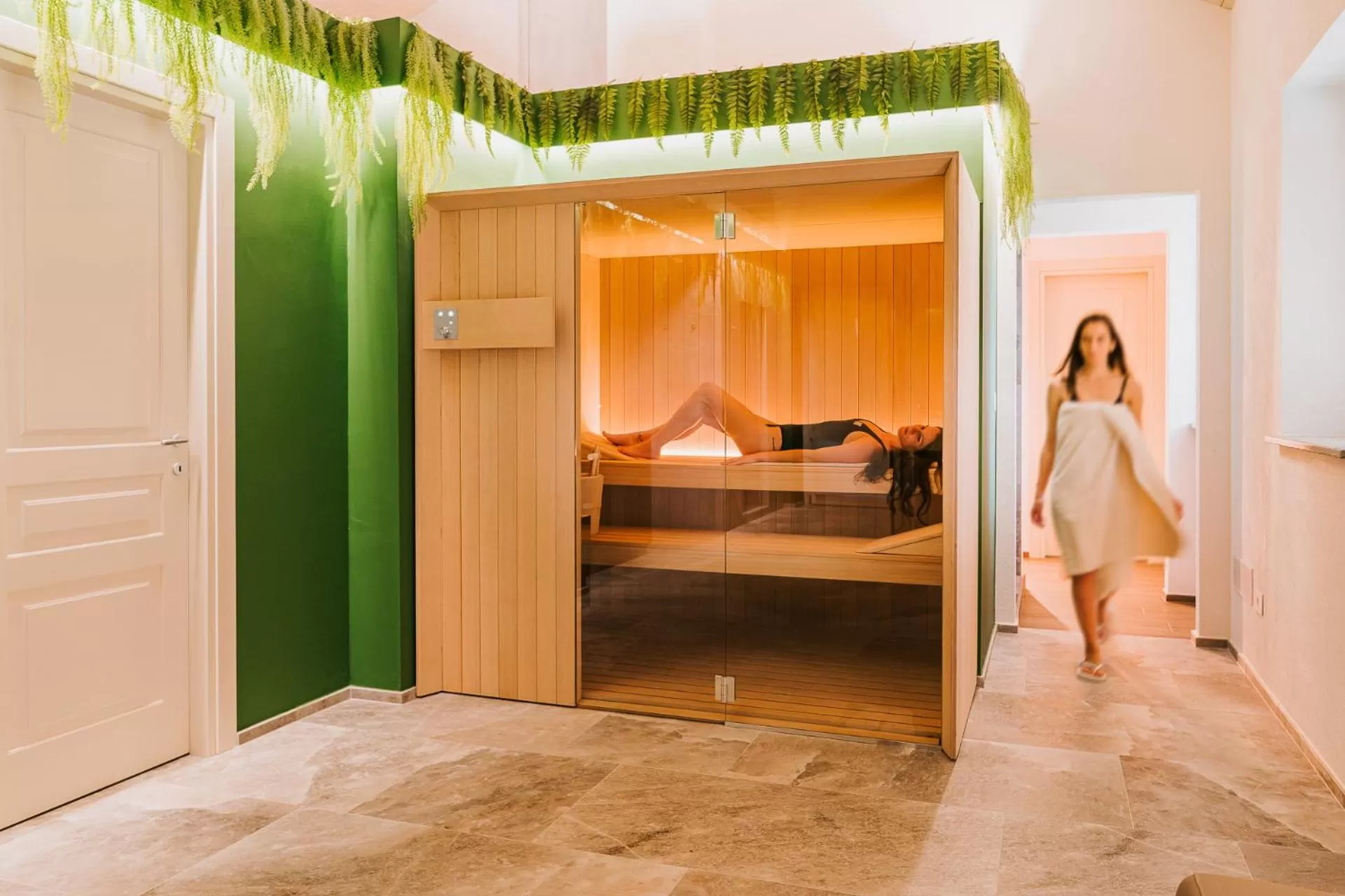 Sauna, Bed in La Tenuta di Santo Stefano Agri Resort & Spa