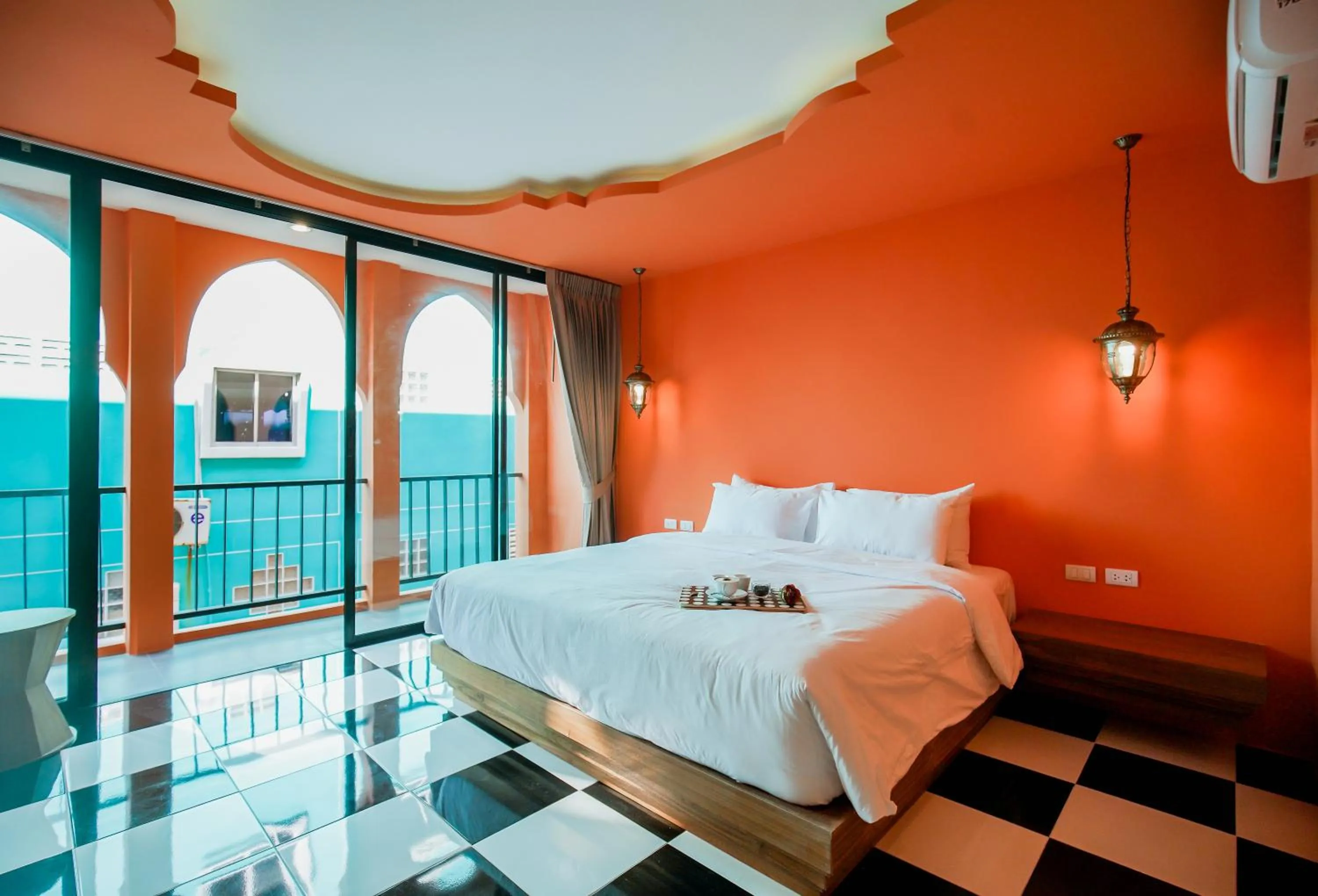 Bed in Khaleej Mass Hotel Patong