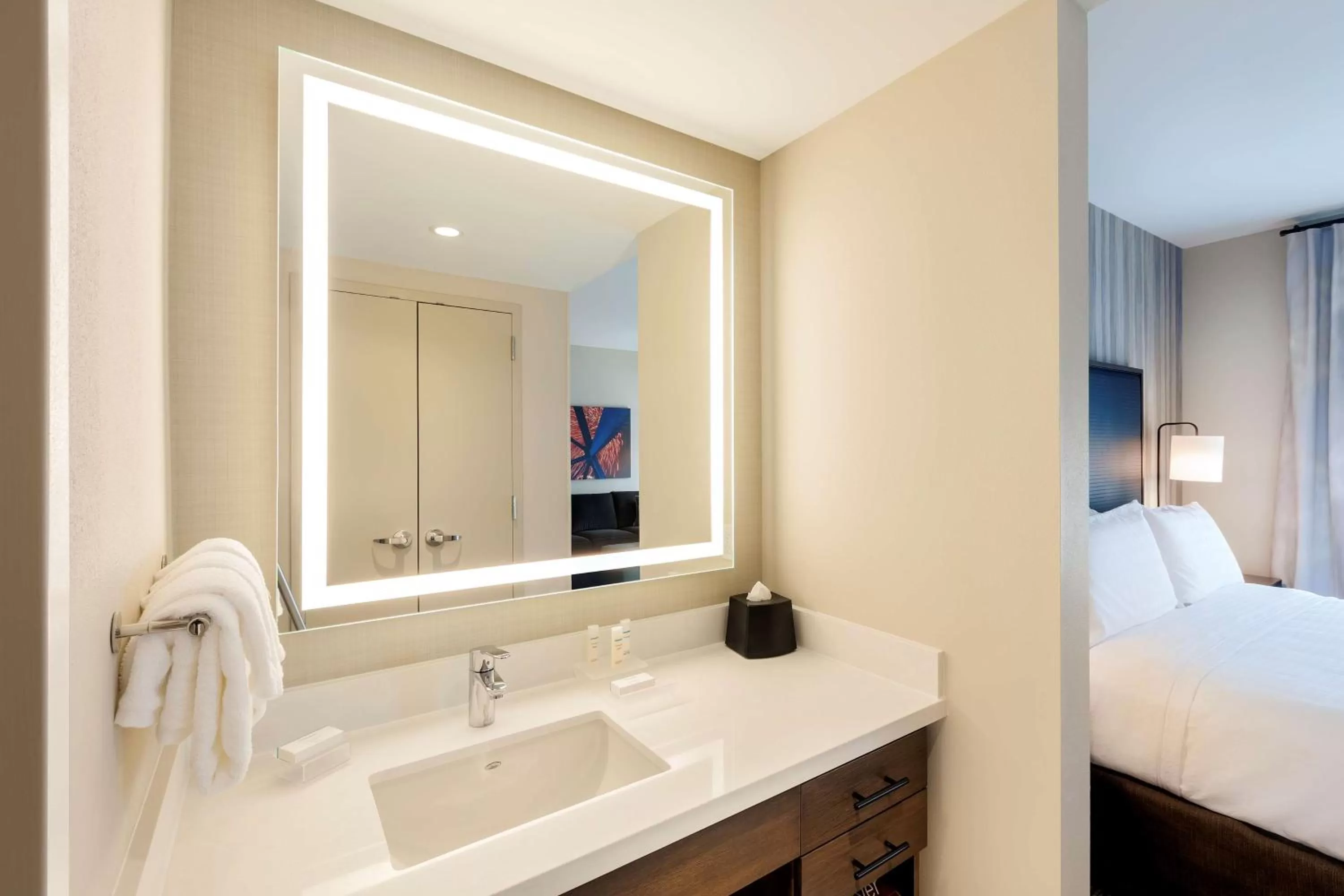 Bed in Homewood Suites By Hilton Louisville Downtown