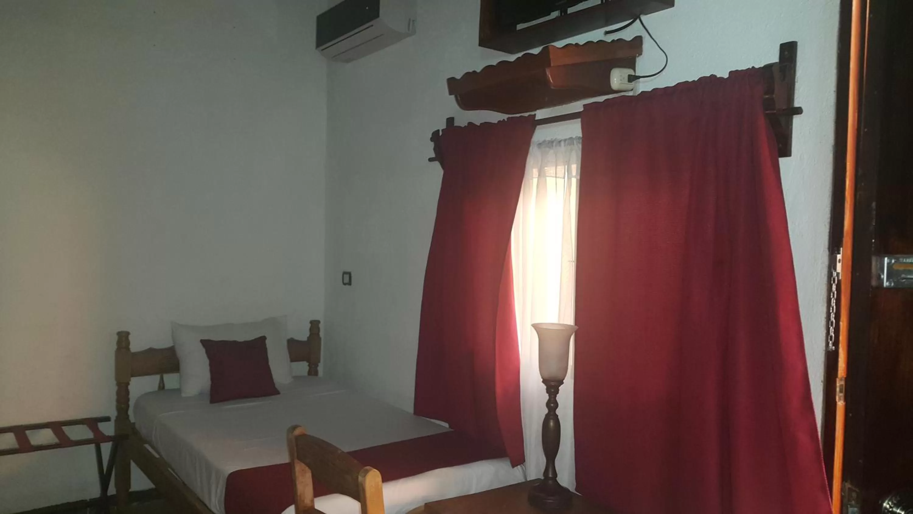 Bedroom, Bed in Hotel El Maltese