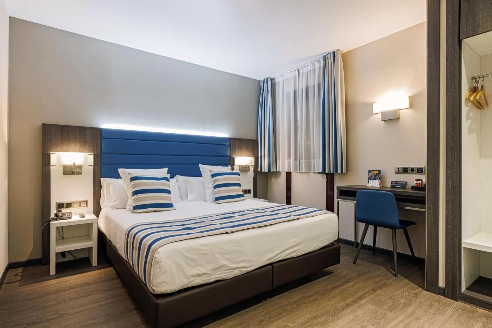 Bed in Hotel Ronda Lesseps