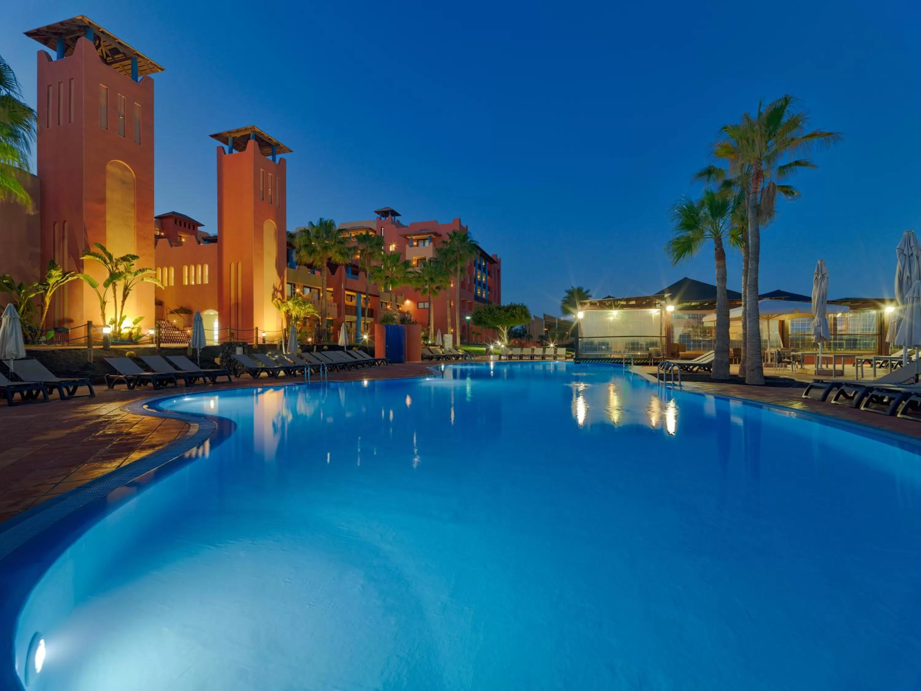 Swimming pool in H10 Tindaya