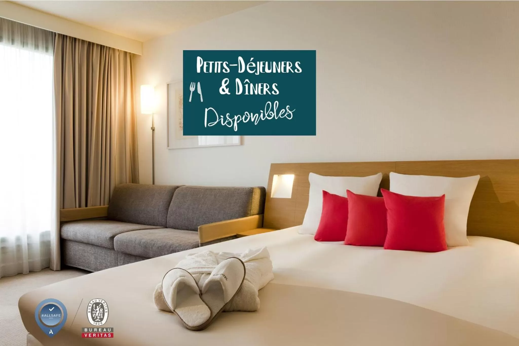 Bedroom, Bed in Novotel Saint-Quentin en Yvelines