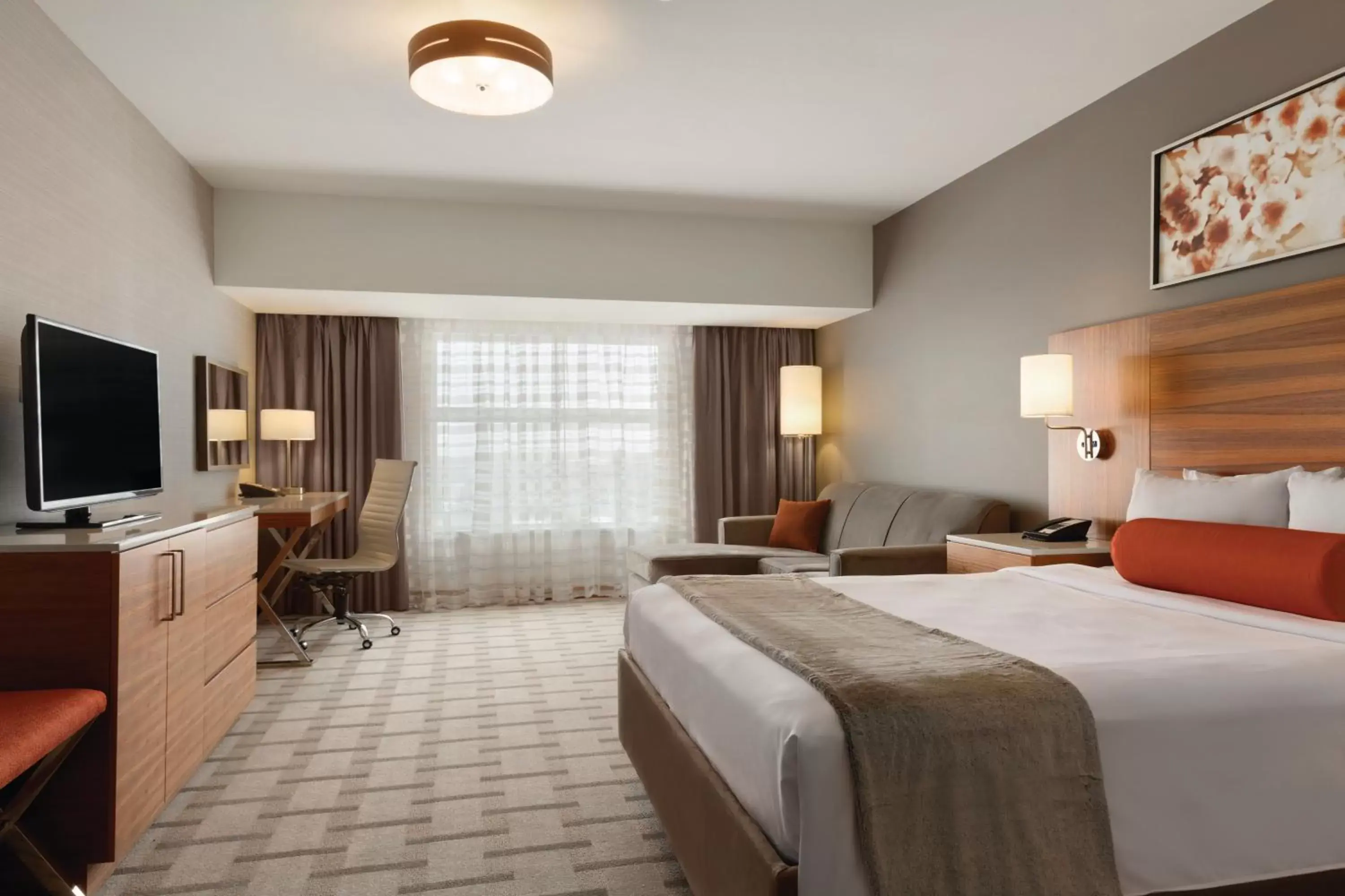 Queen Room in Radisson Hotel & Conference Centre Calgary Airport Queen Room in Radisson Hotel & Conference Centre Calgary Airport