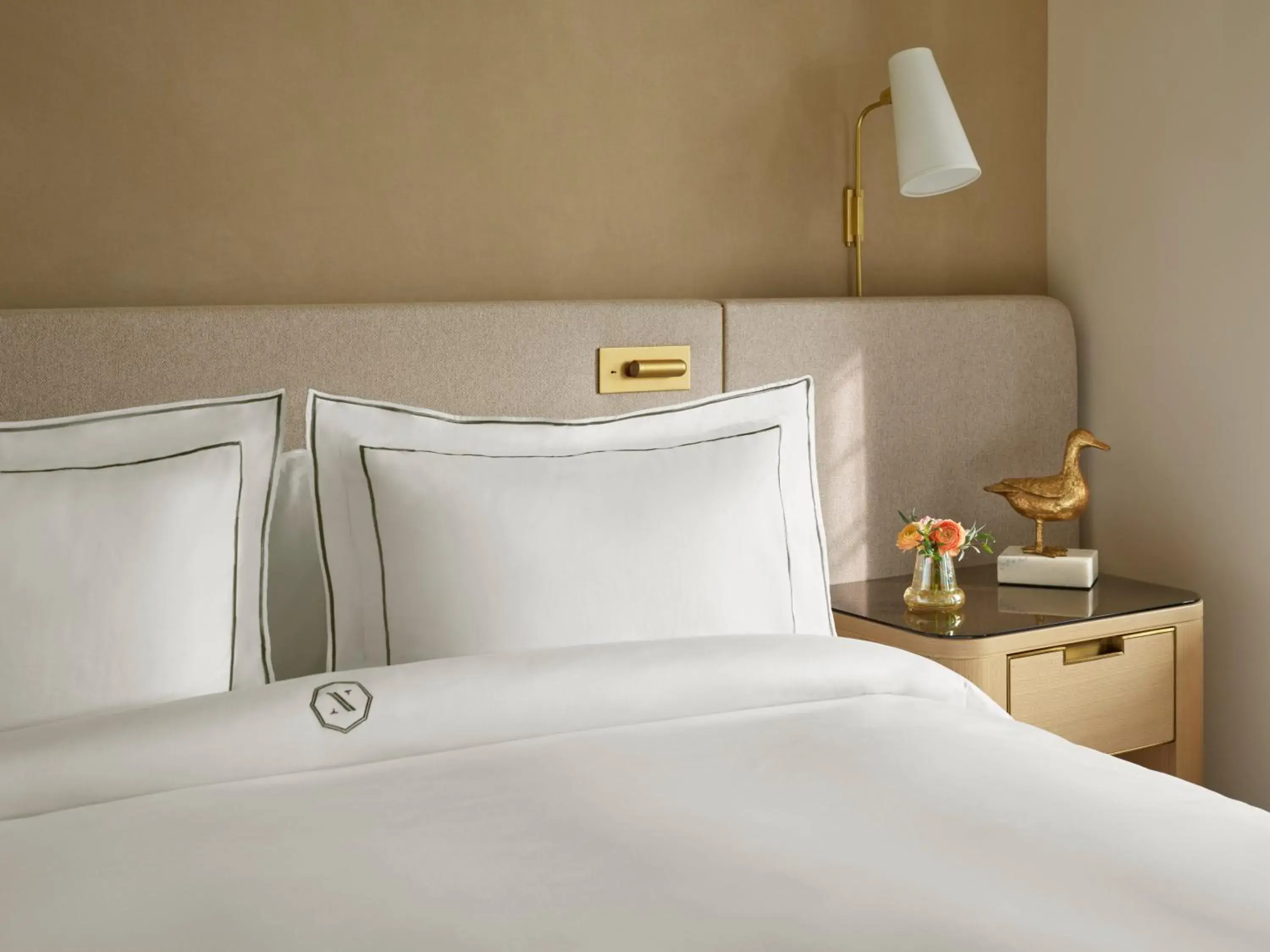 Double Room - Disability Access in The Newbury Boston Double Room - Disability Access in The Newbury Boston