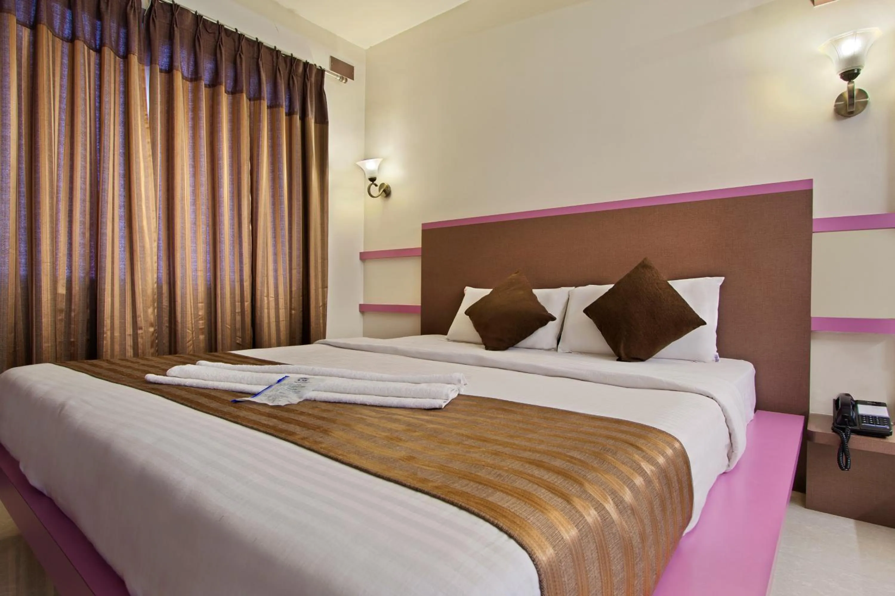 Bed in Mannars Residency