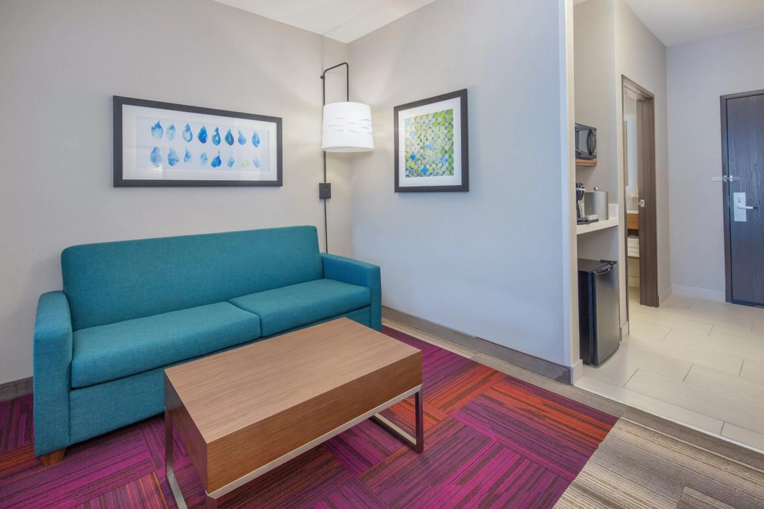 Photo of the whole room in Holiday Inn Express Surprise by IHG