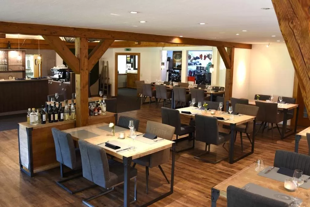 Restaurant/Places to Eat in Stade Land Golf Hotel Landhotel Deinster Mühle