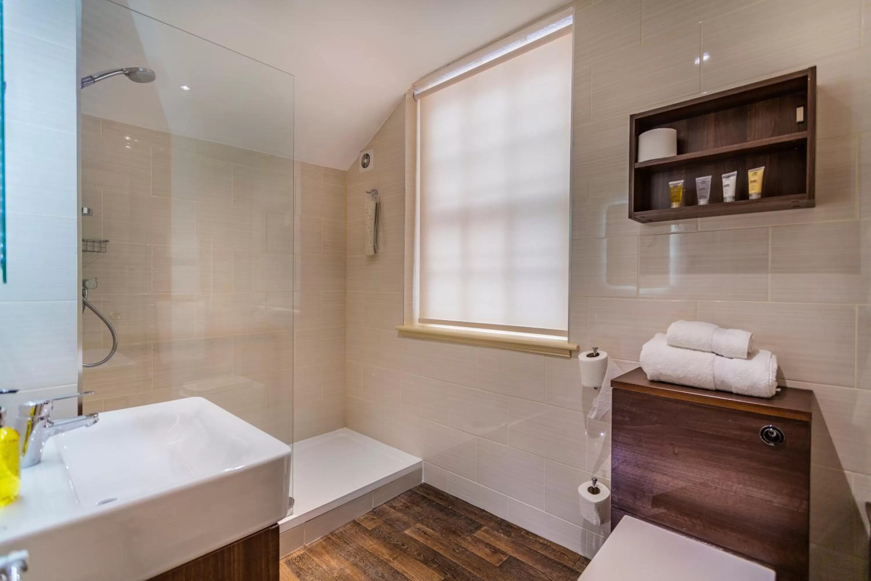 Shower in The White Hart Hotel, Boston, Lincolnshire - The Coaching Inn Group