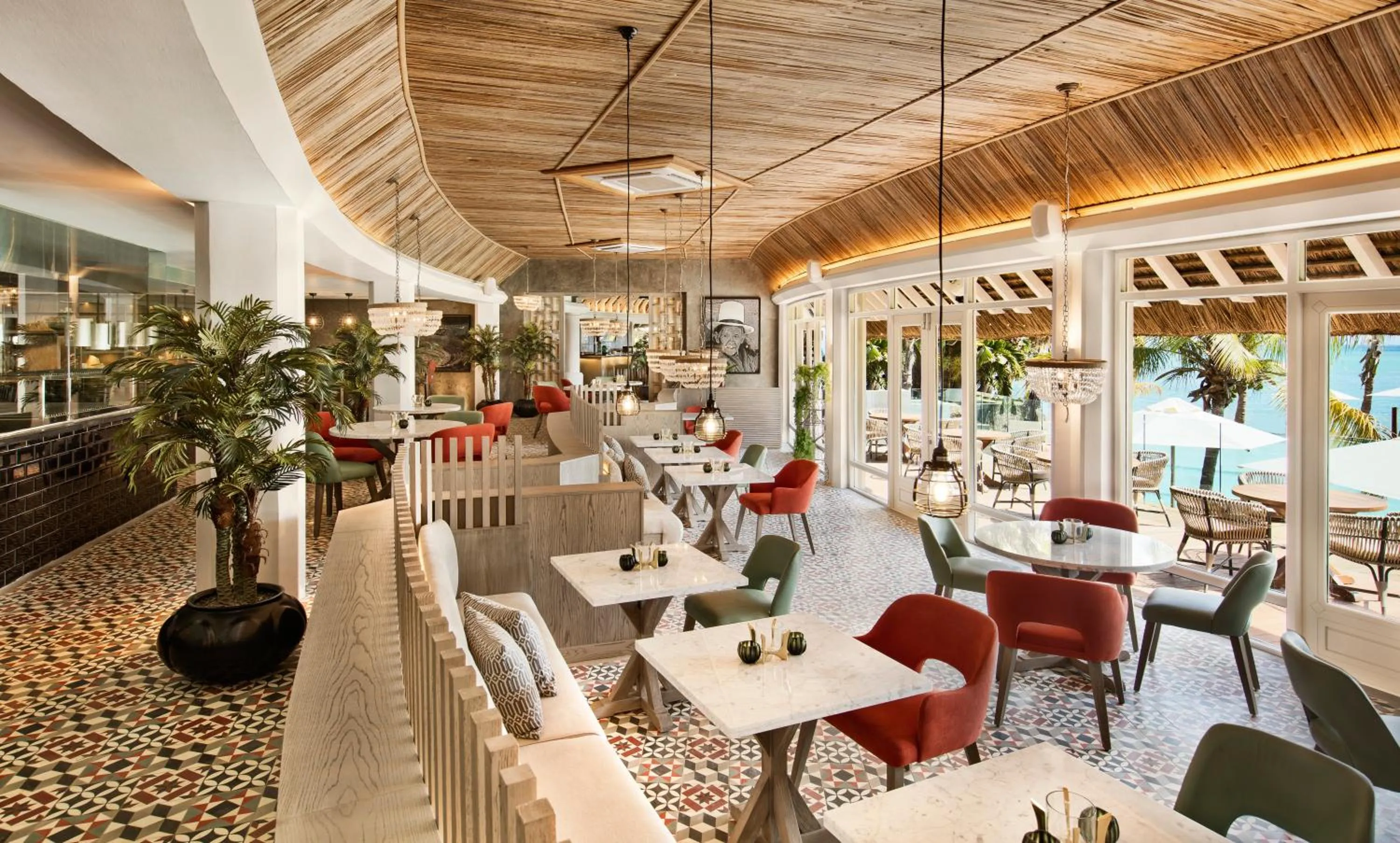 Restaurant/places to eat in LUX* Grand Gaube Resort & Villas