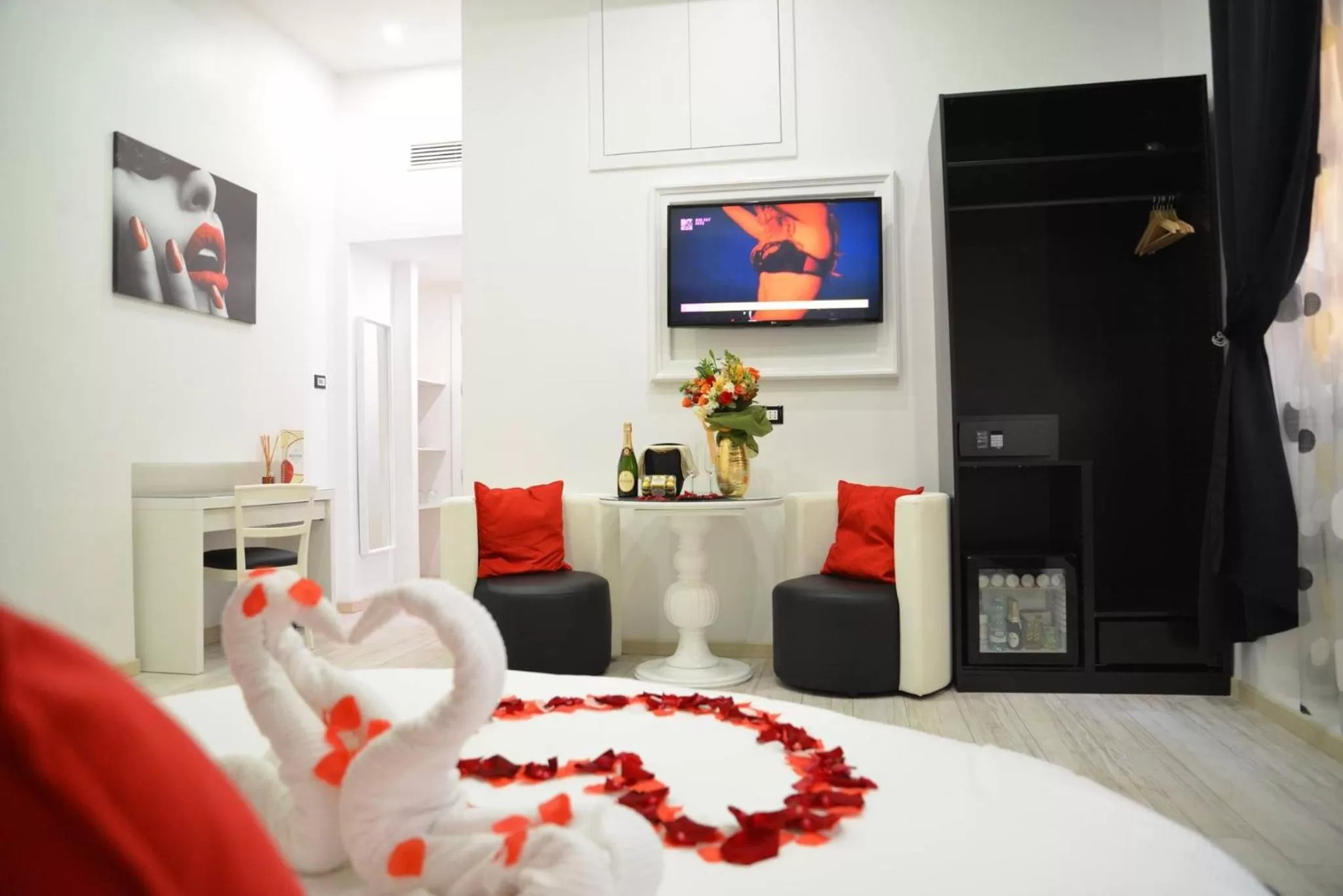 Bed in Escape Luxury Suite - CA Domus Collection