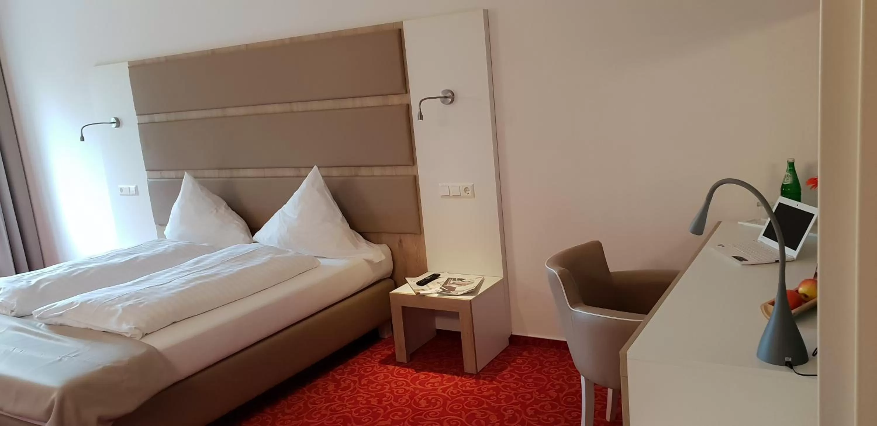 Bed in Confour Hotel