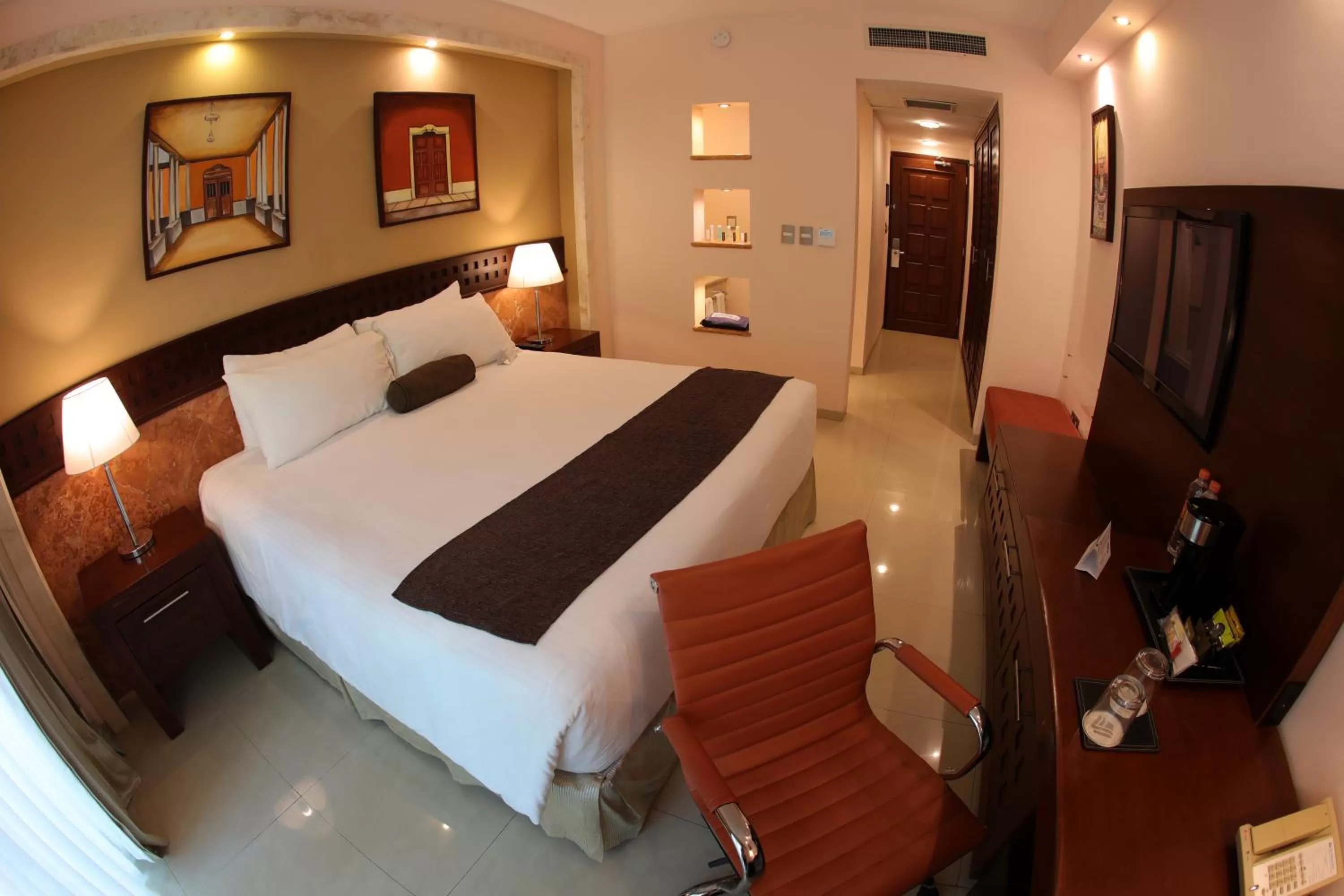 Photo of the whole room, Bed in Wyndham Merida