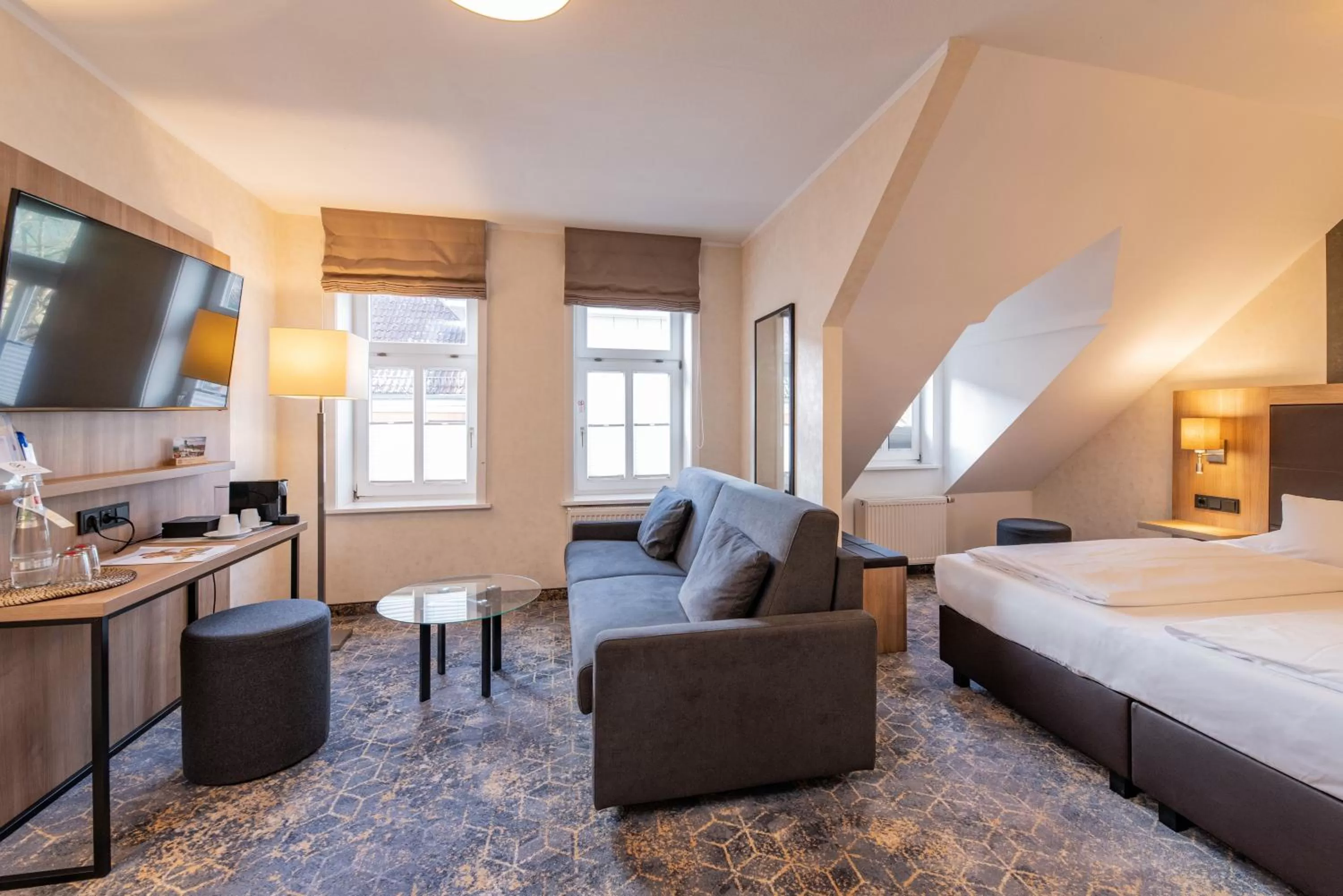 Photo of the whole room, Bed in Göbel's Sophien Hotel