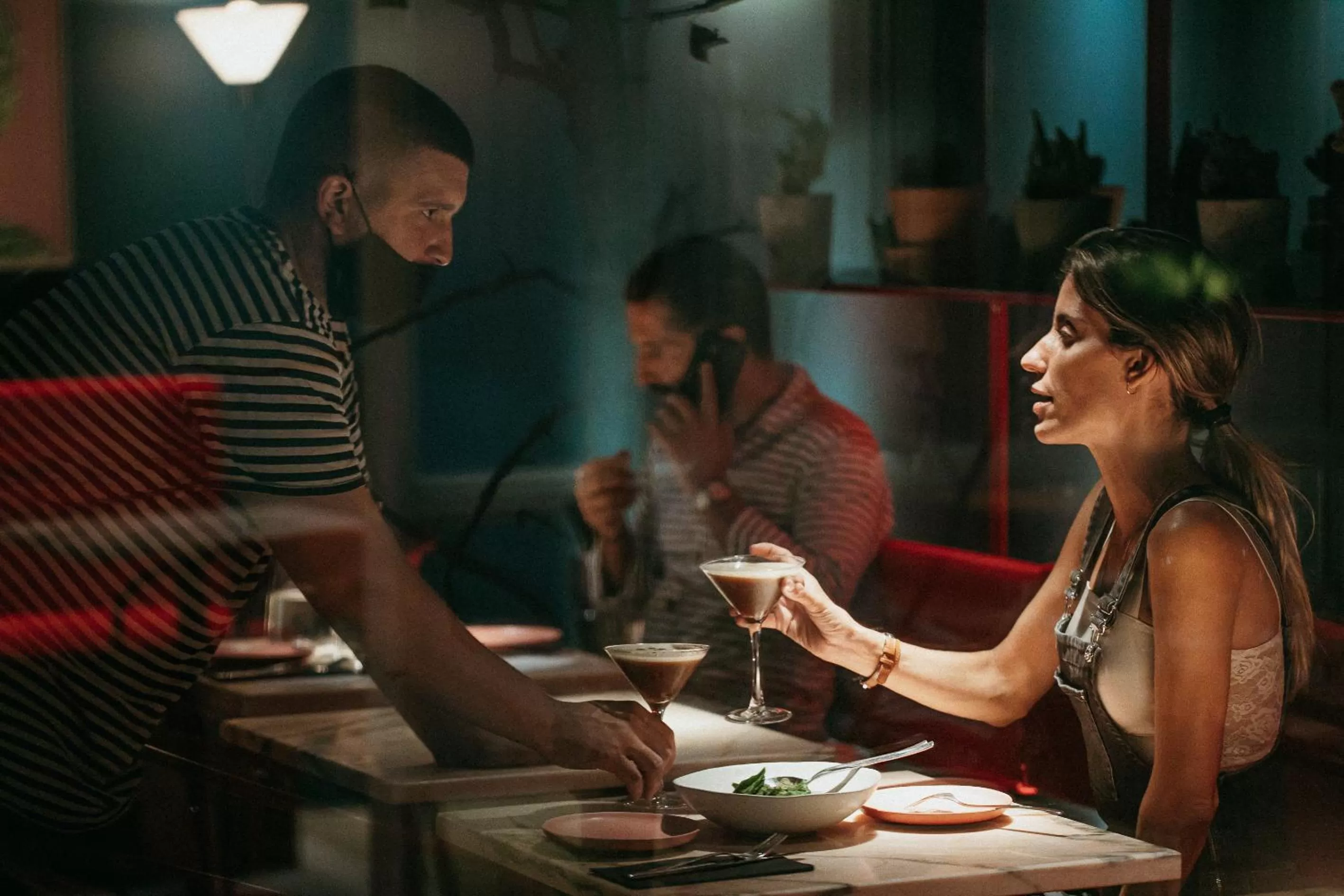 Restaurant/places to eat in Esqina Cosmopolitan Lodge