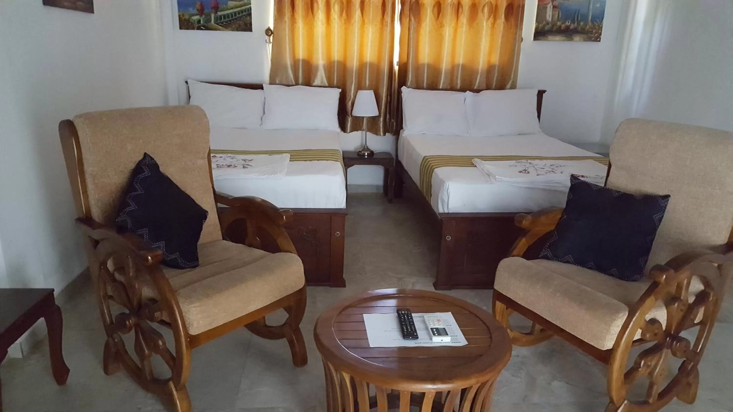 Queen Room with Two Queen Beds in Lucas