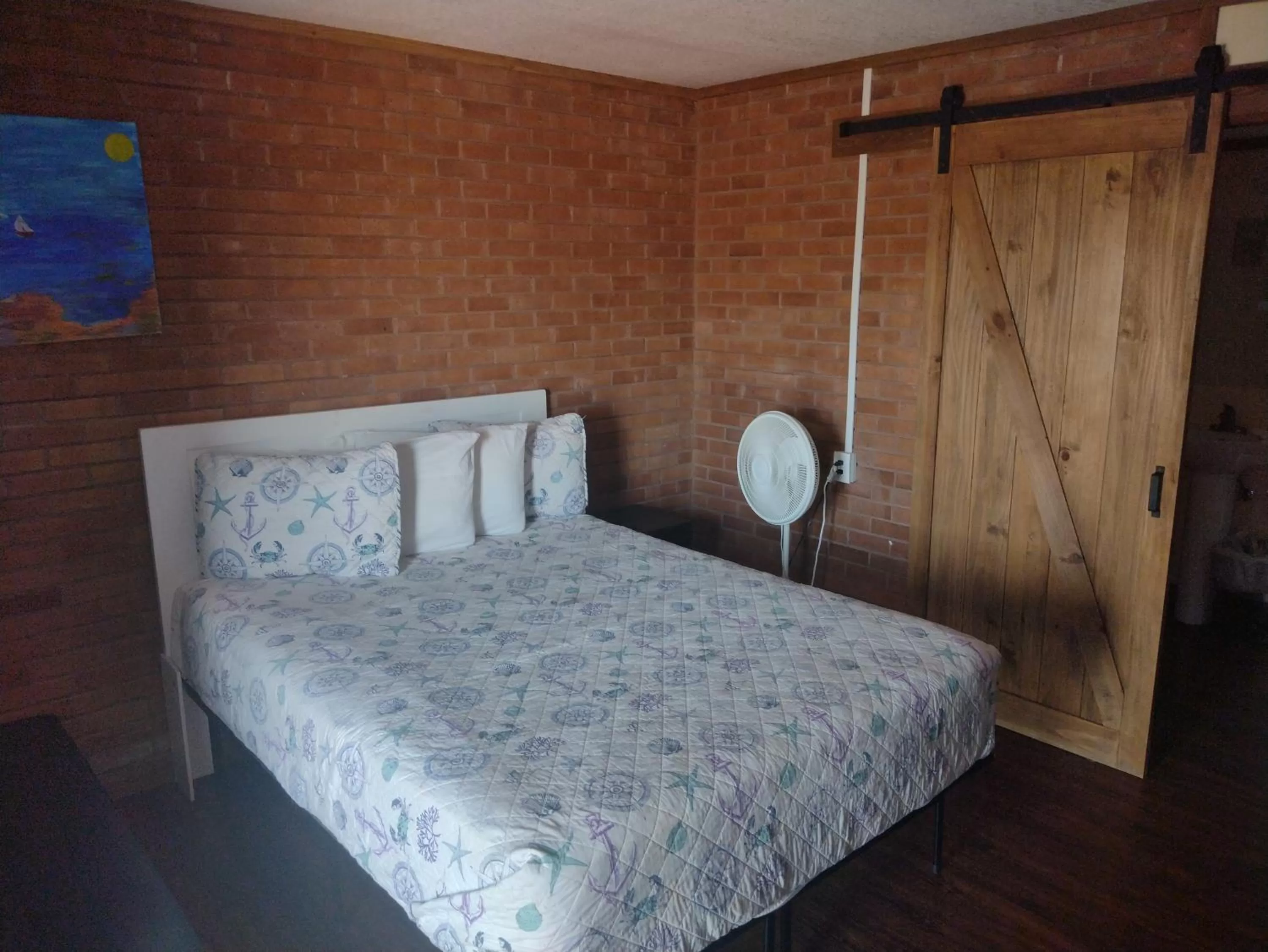 Bed in Belles Sea Inn