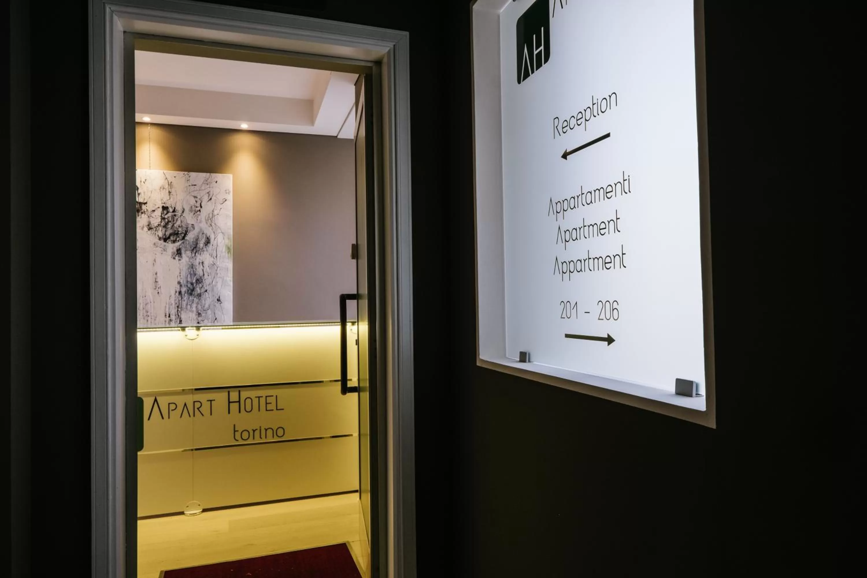 Neighbourhood in Apart Hotel Torino