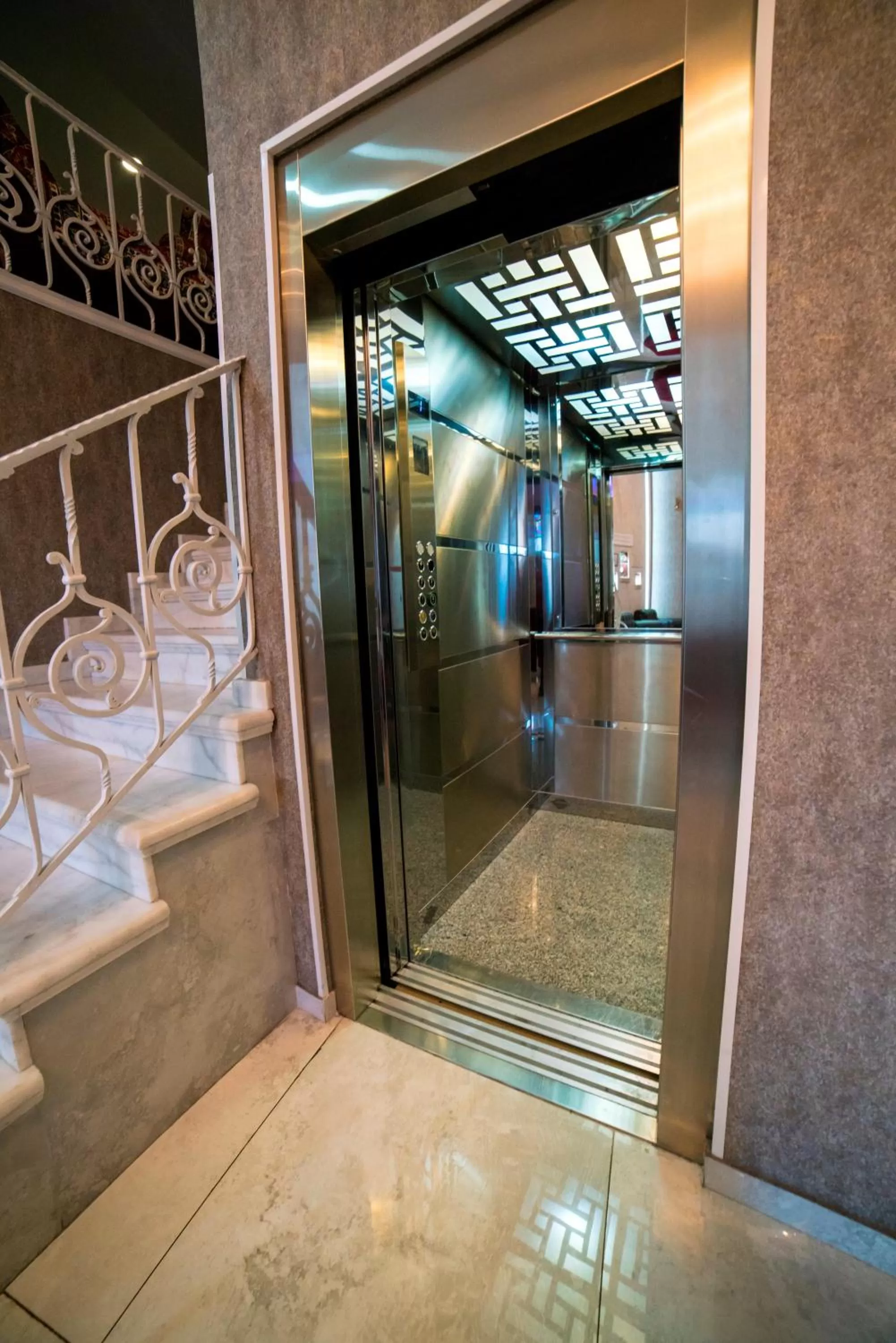 elevator in Hotel Aivani Old Tbilisi