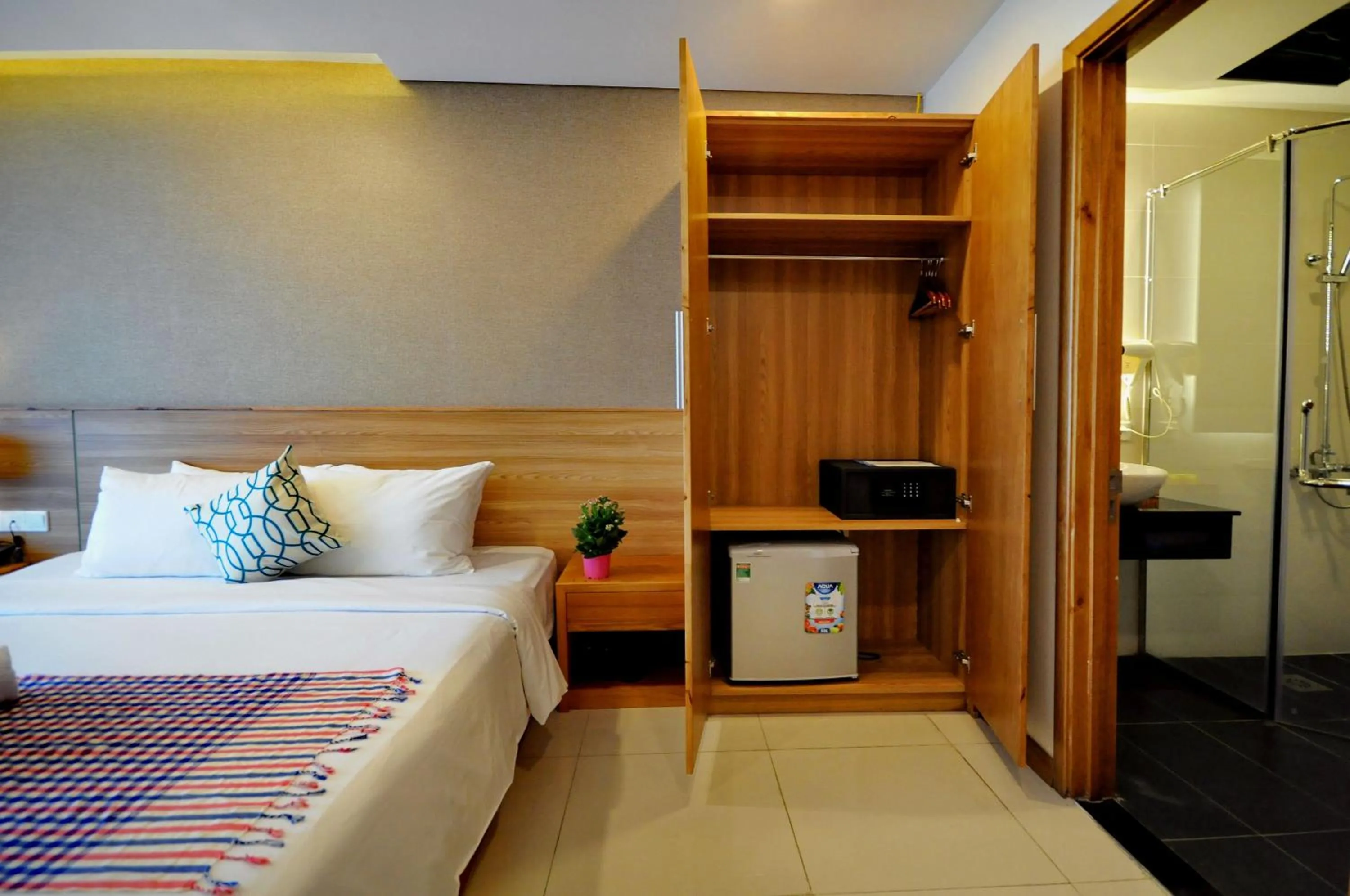 Bed in Holi Beach Hotel & Apartments