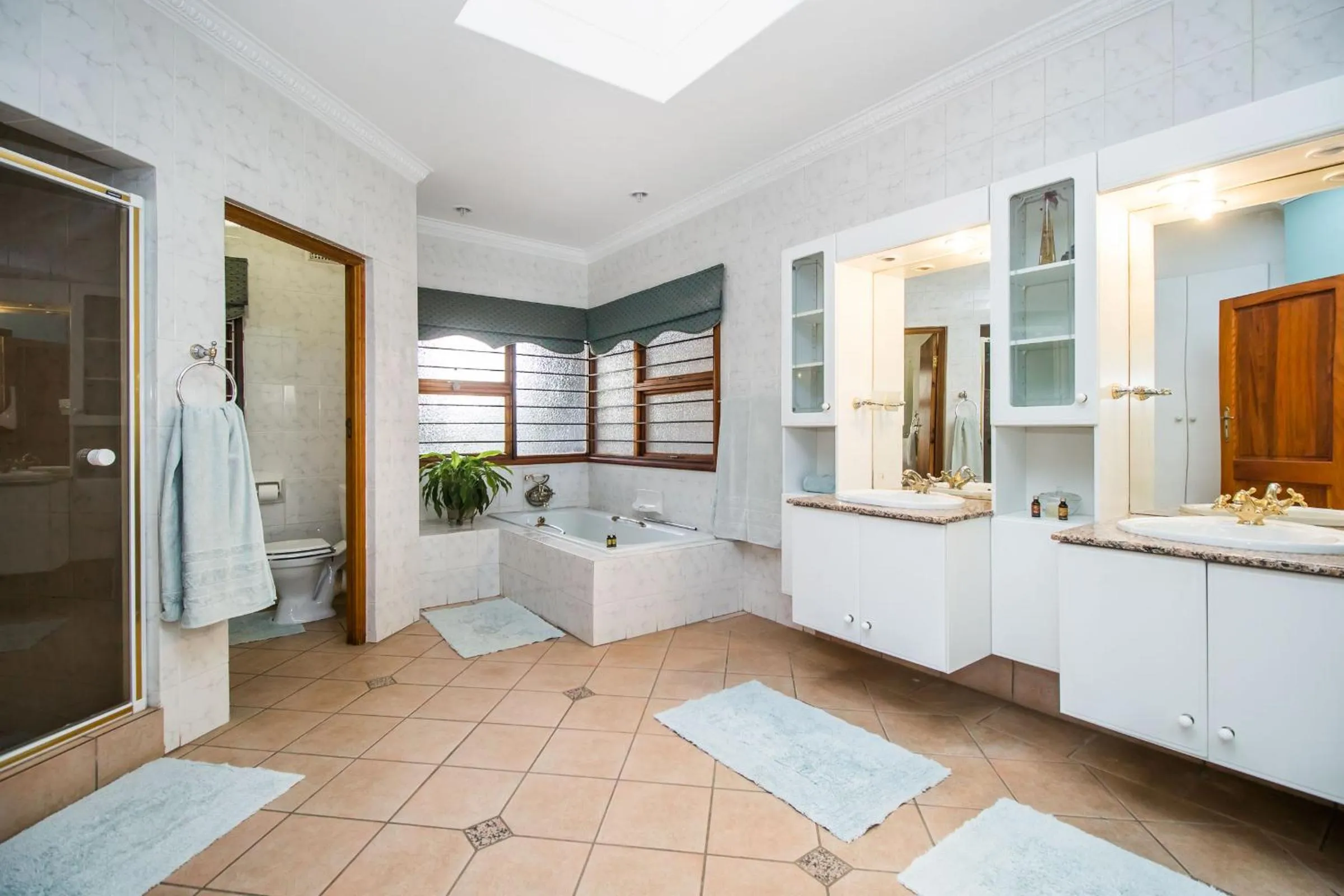 Toilet in Villa Amor