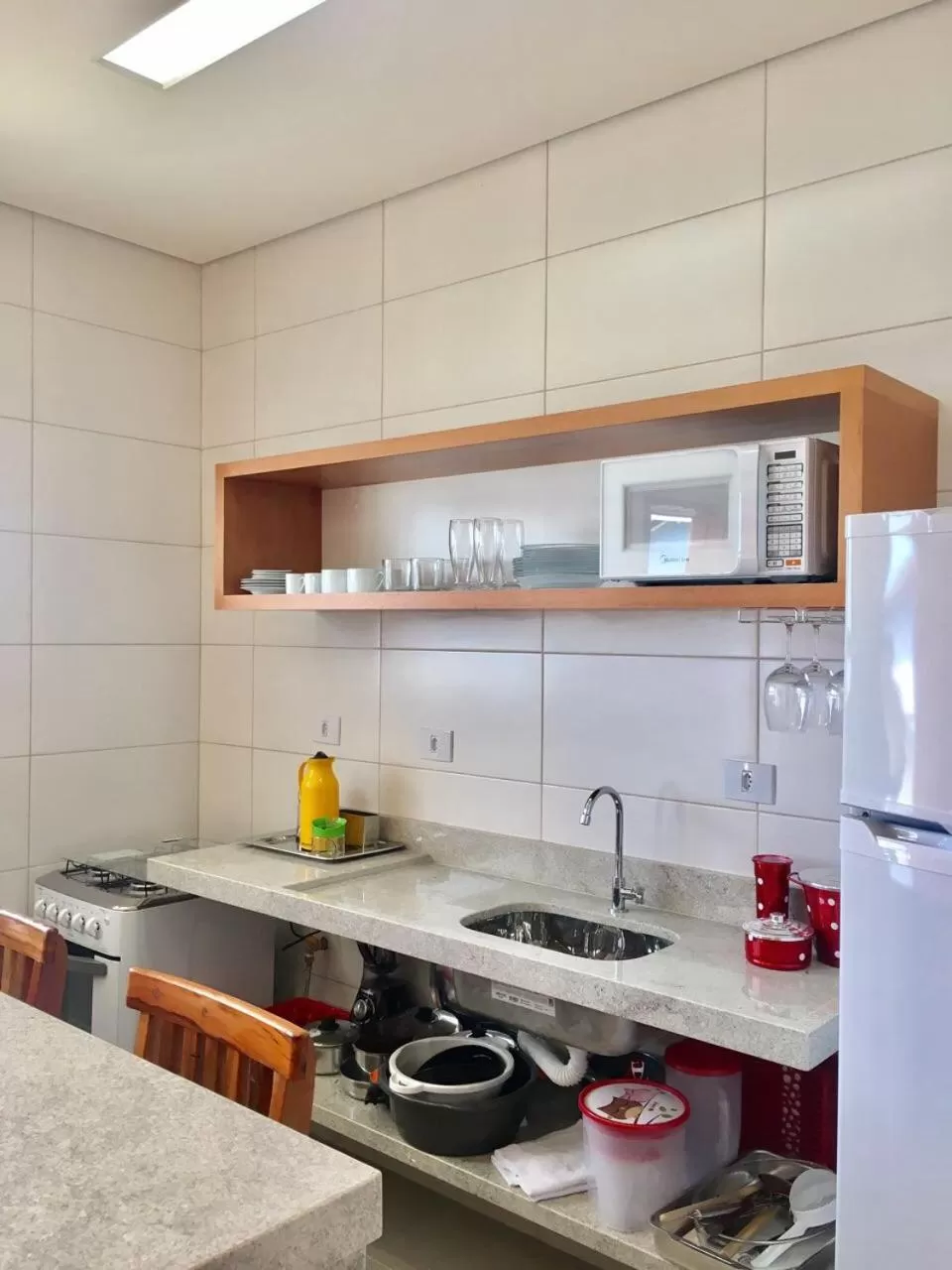 Kitchen or kitchenette, Kitchen/Kitchenette in Pousada Ilha Vitoria