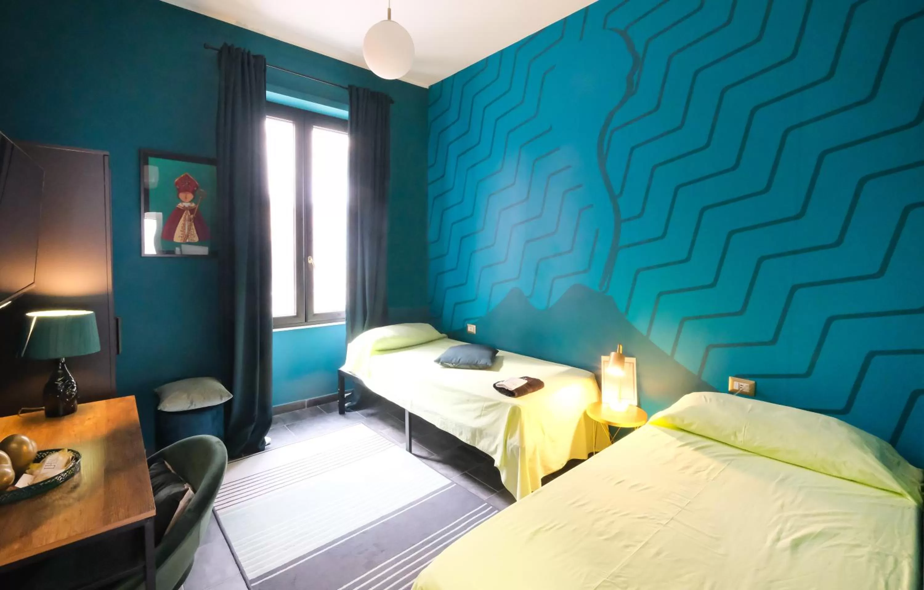 Bedroom, Bed in LH51 Rooms